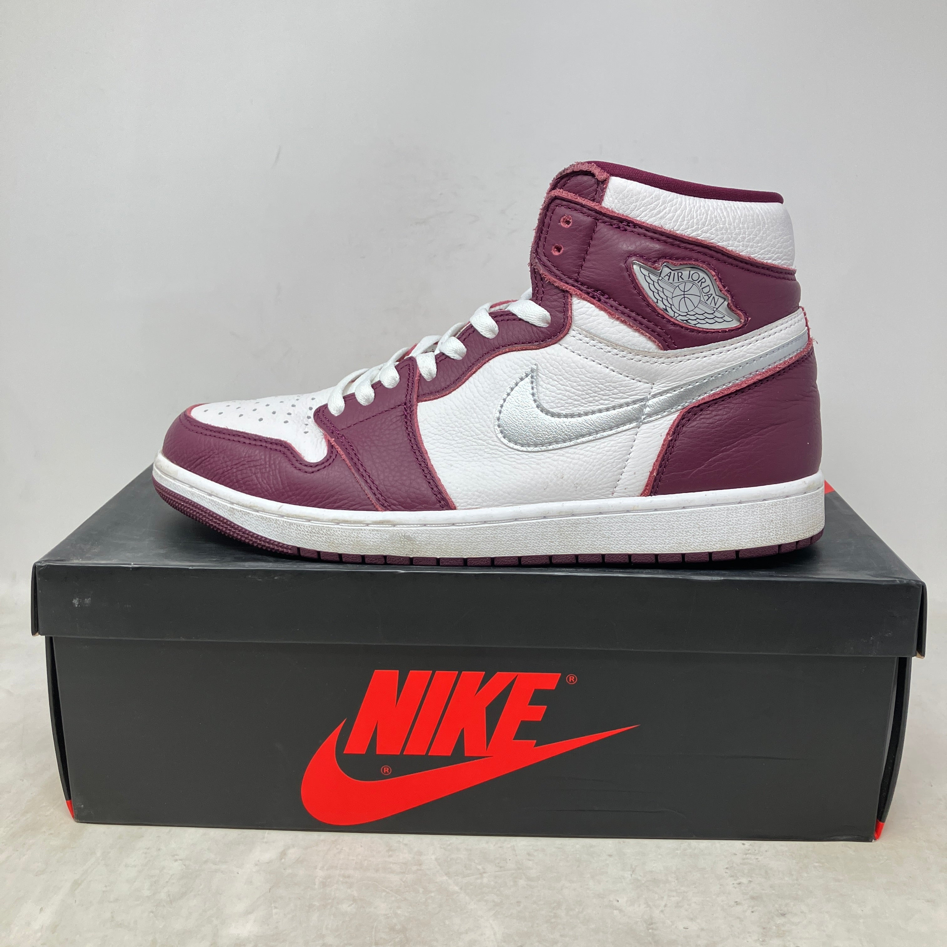 Jordan 1 Retro High OG Bordeaux