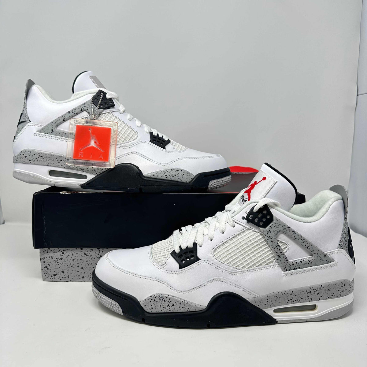 Jordan 4 Retro White Cement (2016)