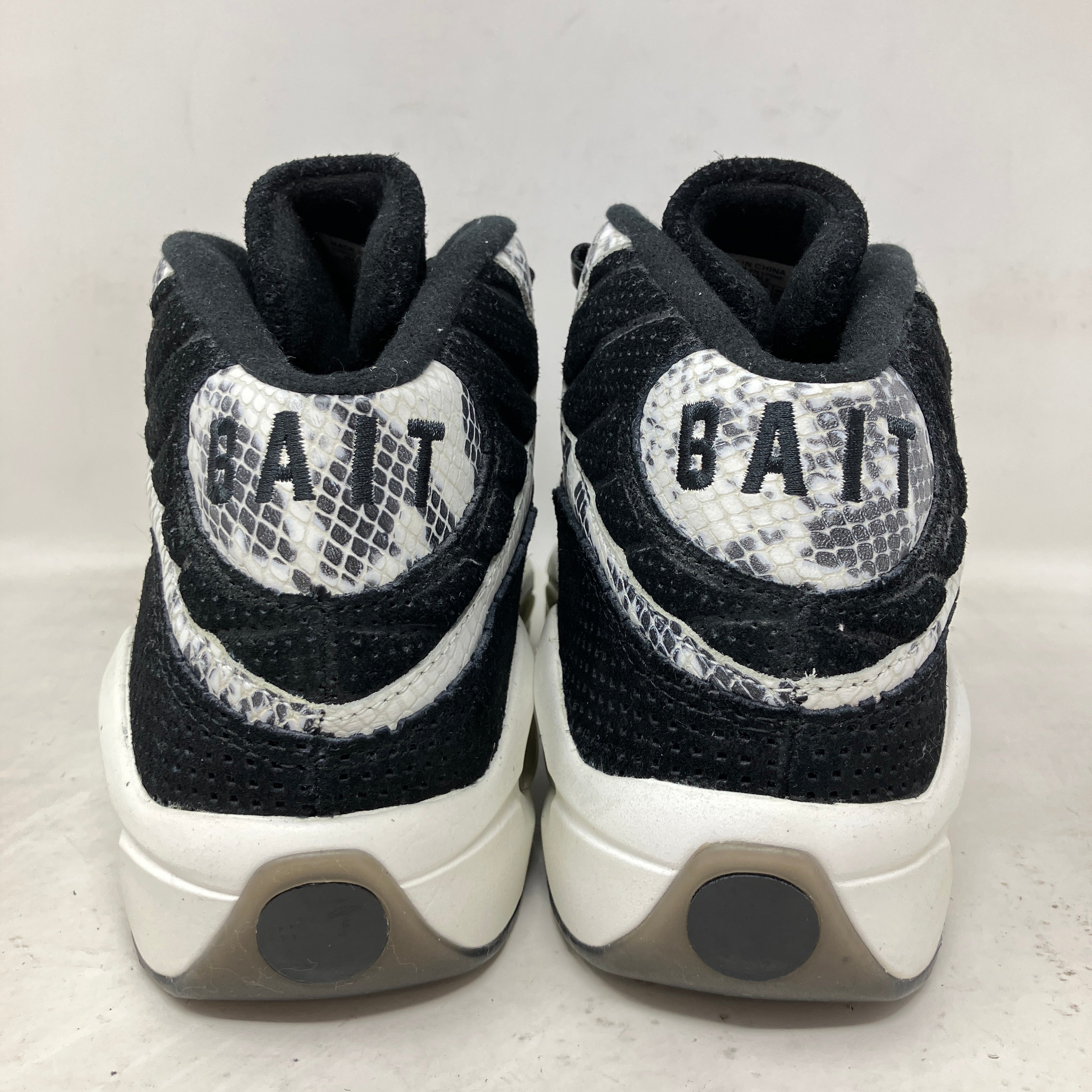 Reebok Question Mid Bait Snake GITD