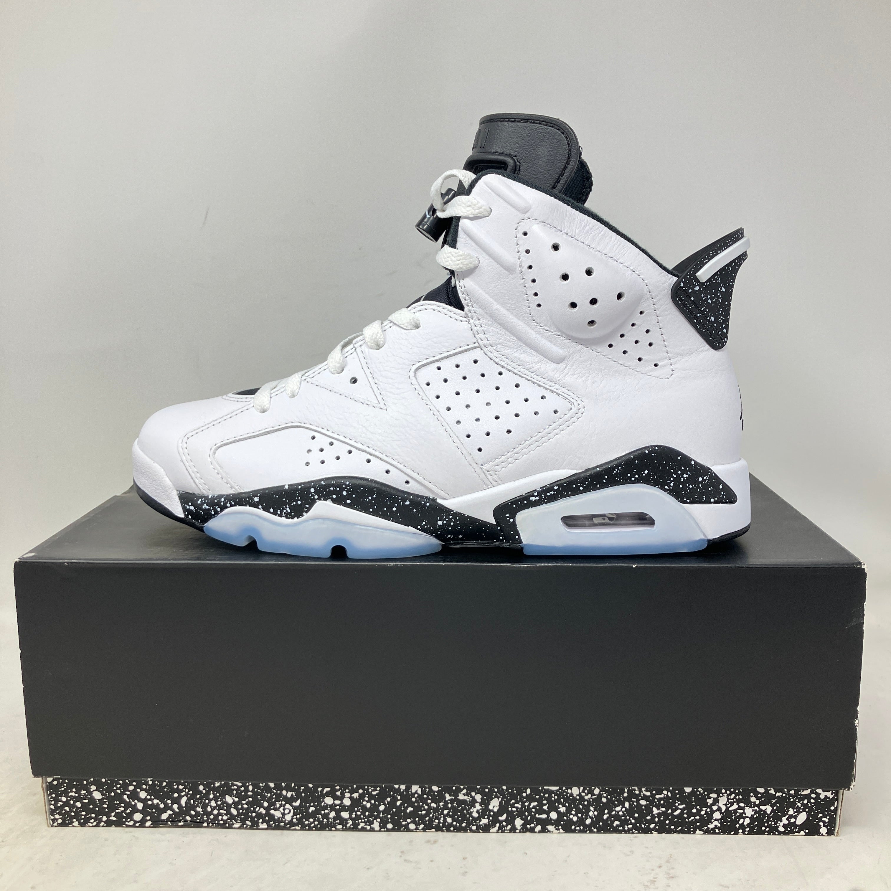 Jordan 6 Retro Reverse Oreo