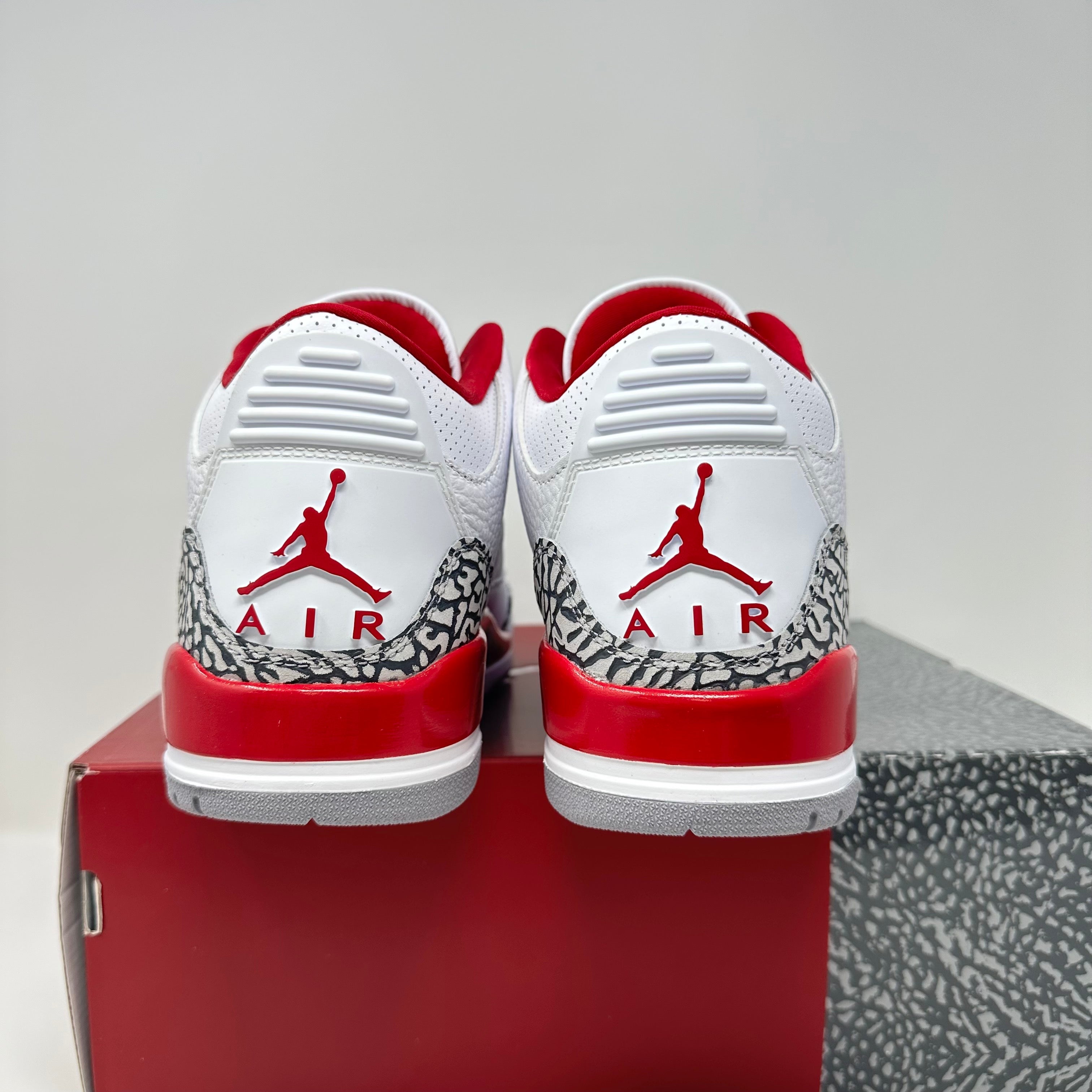 Jordan 3 Retro Cardinal Red