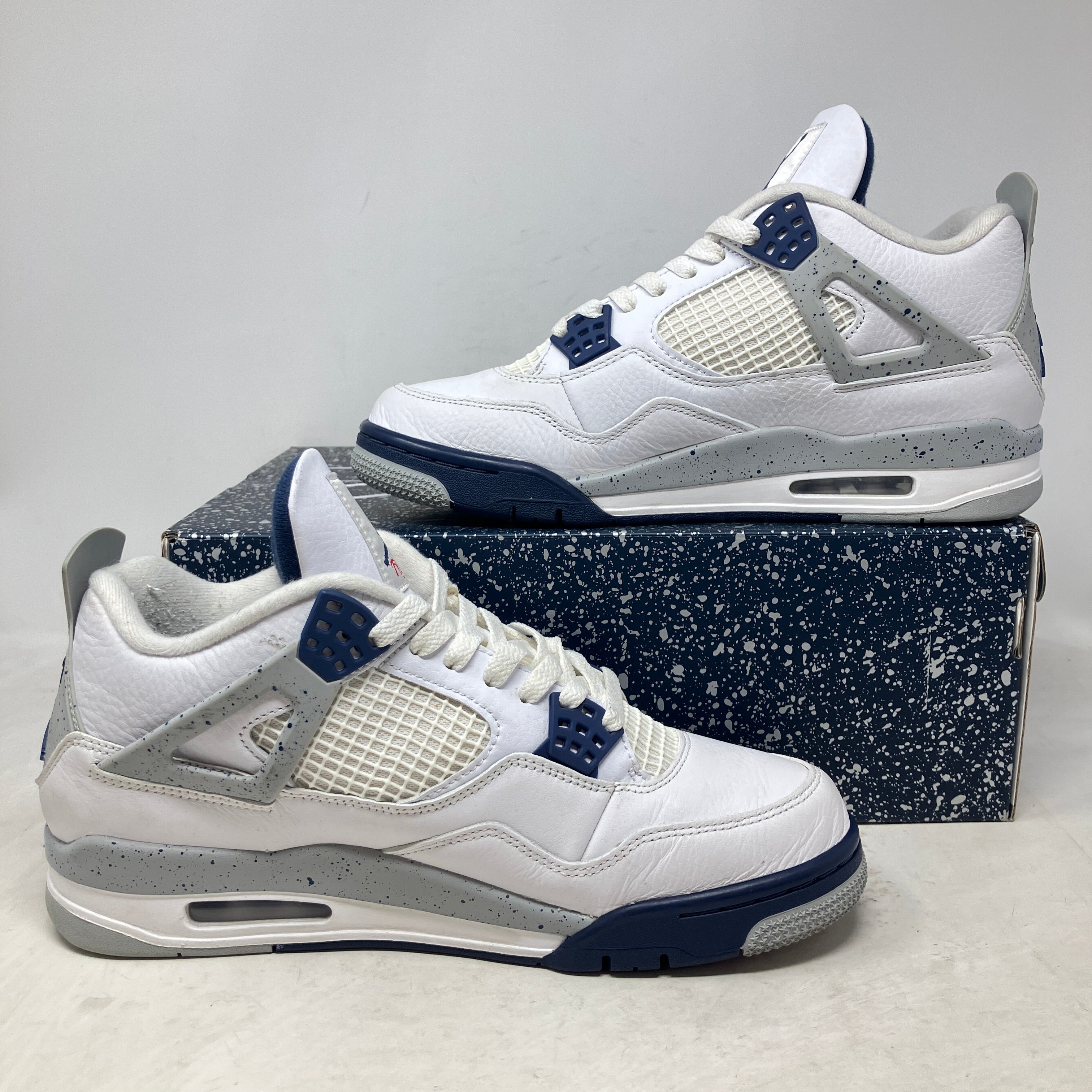 Jordan 4 Retro Midnight Navy