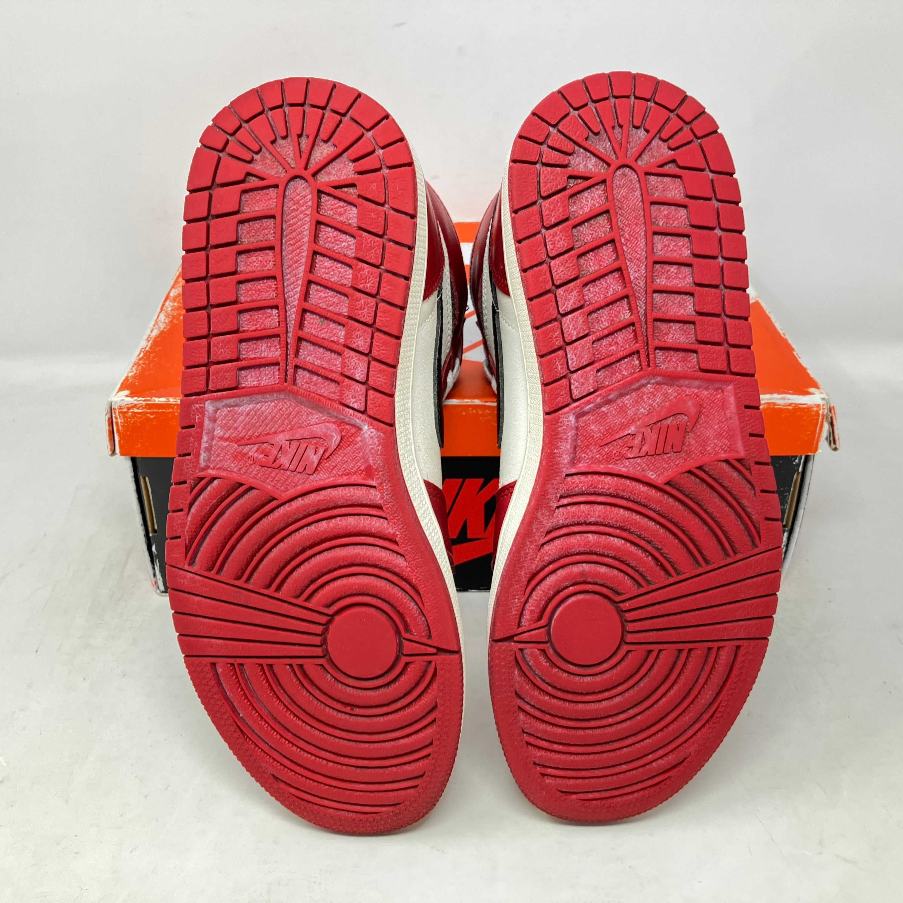 Jordan 1 Retro High OG Chicago Lost and Found