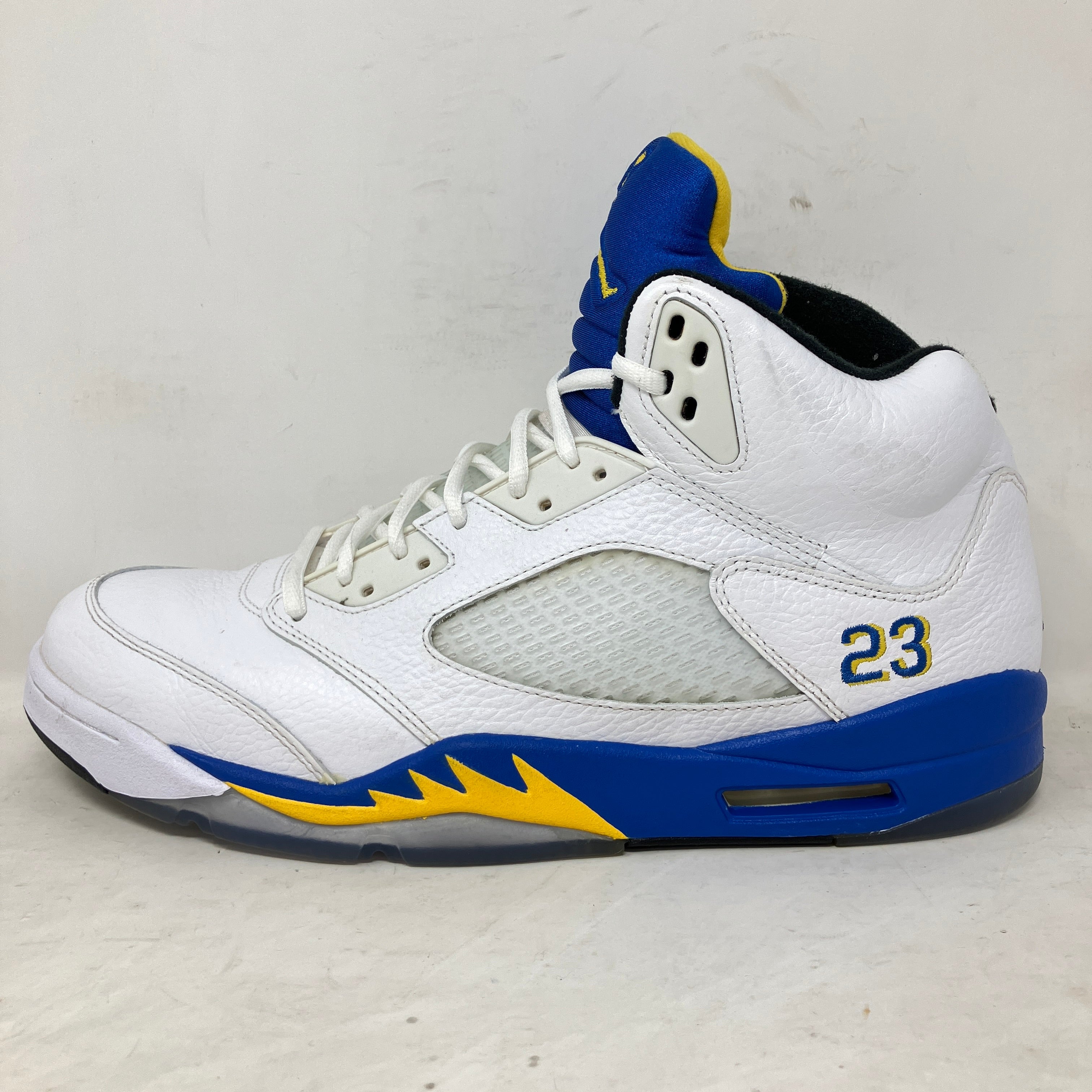 Jordan 5 Retro Laney (2013)