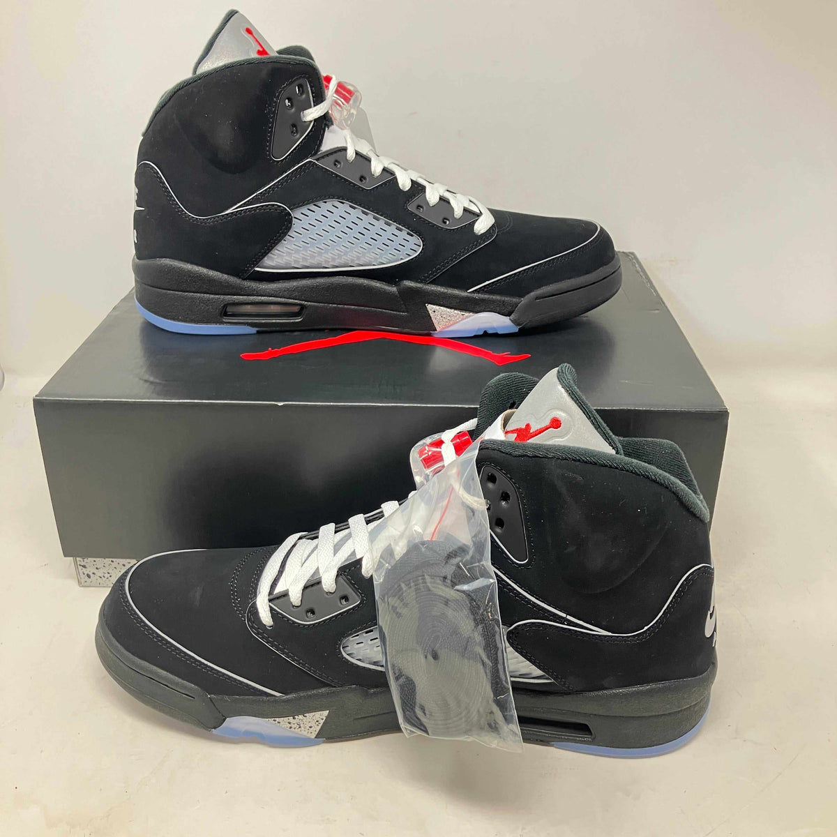 Jordan 5 Retro OG Black Metallic Reimagined