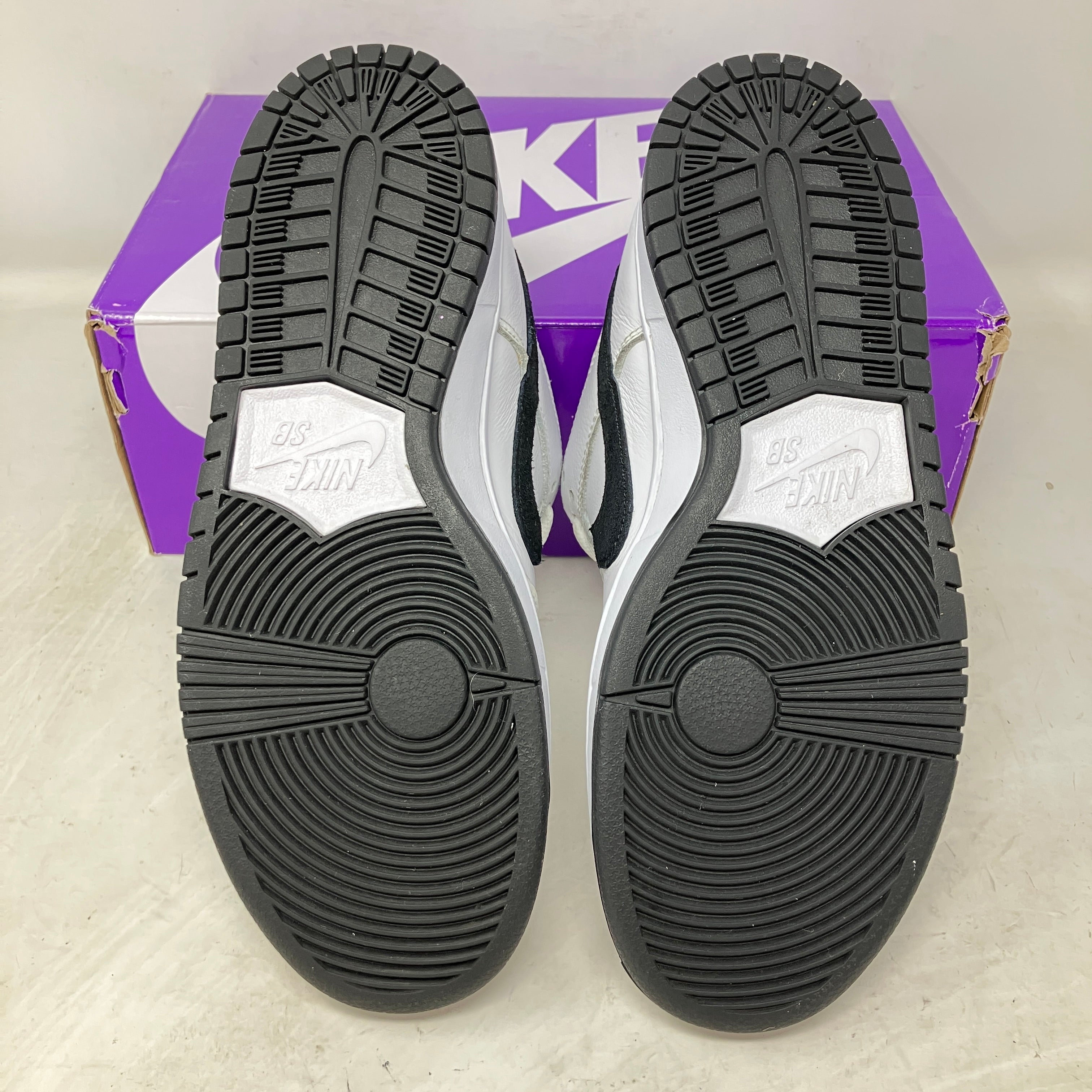 Nike SB Dunk Low White Black