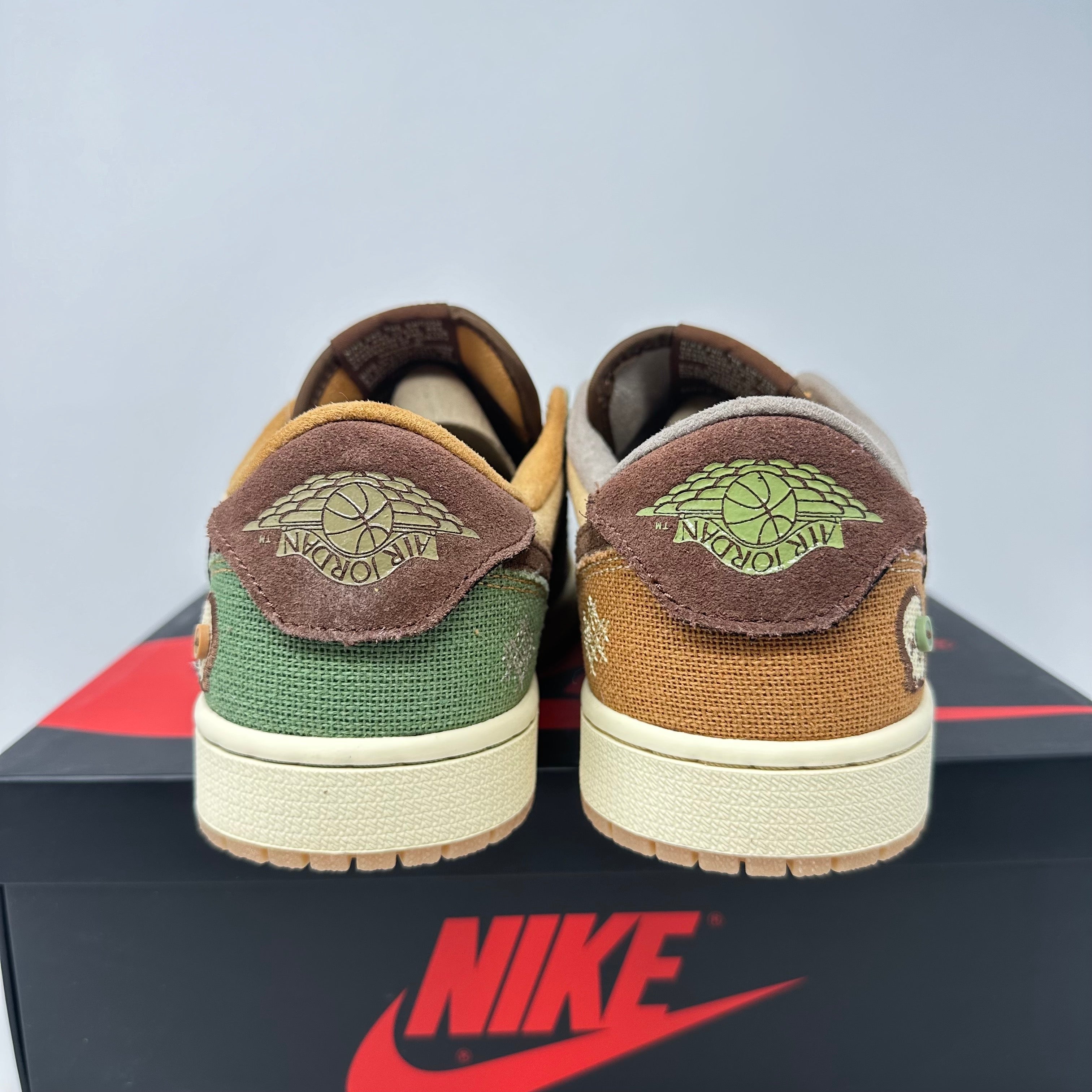 Jordan 1 Retro Low OG Zion Williamson Voodoo
