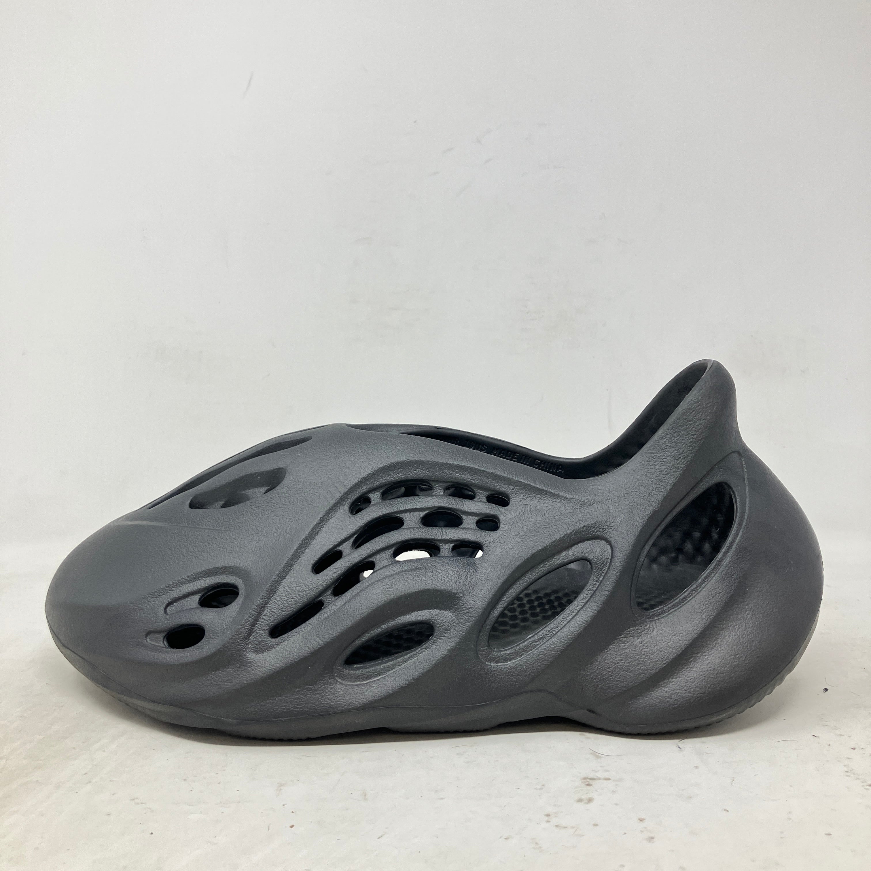 adidas Yeezy Foam RNR Onyx