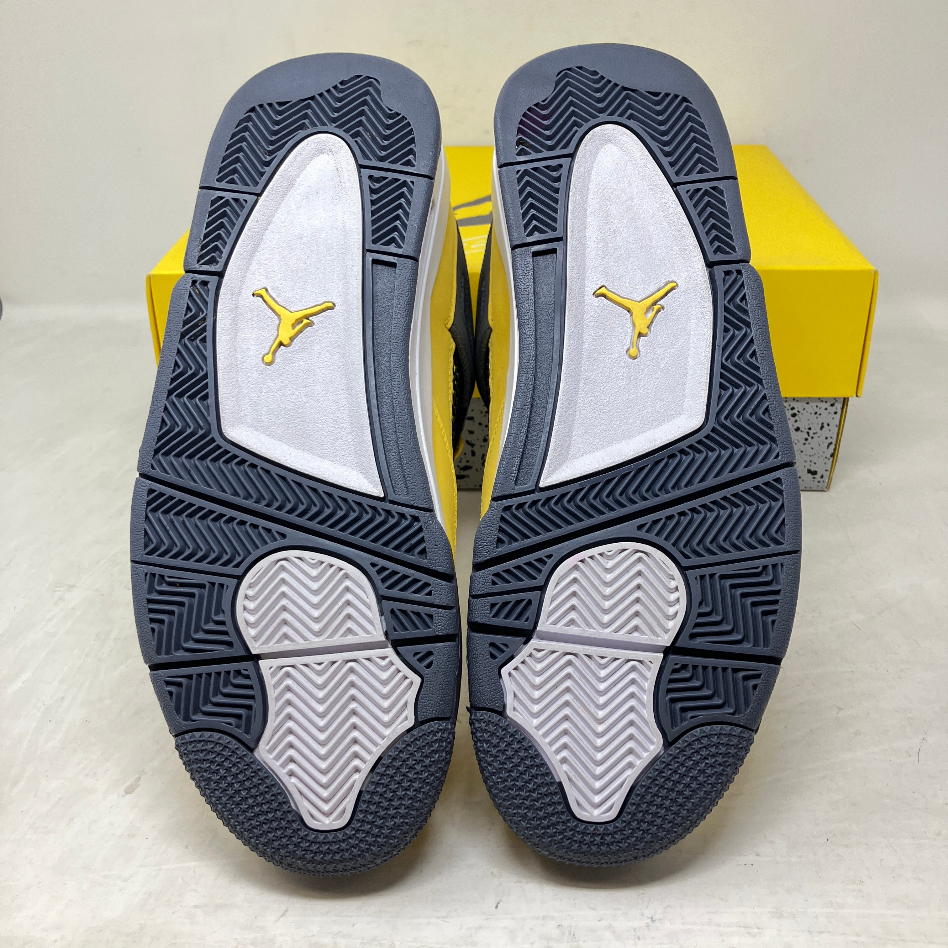 Jordan 4 Retro Lightning (2021)