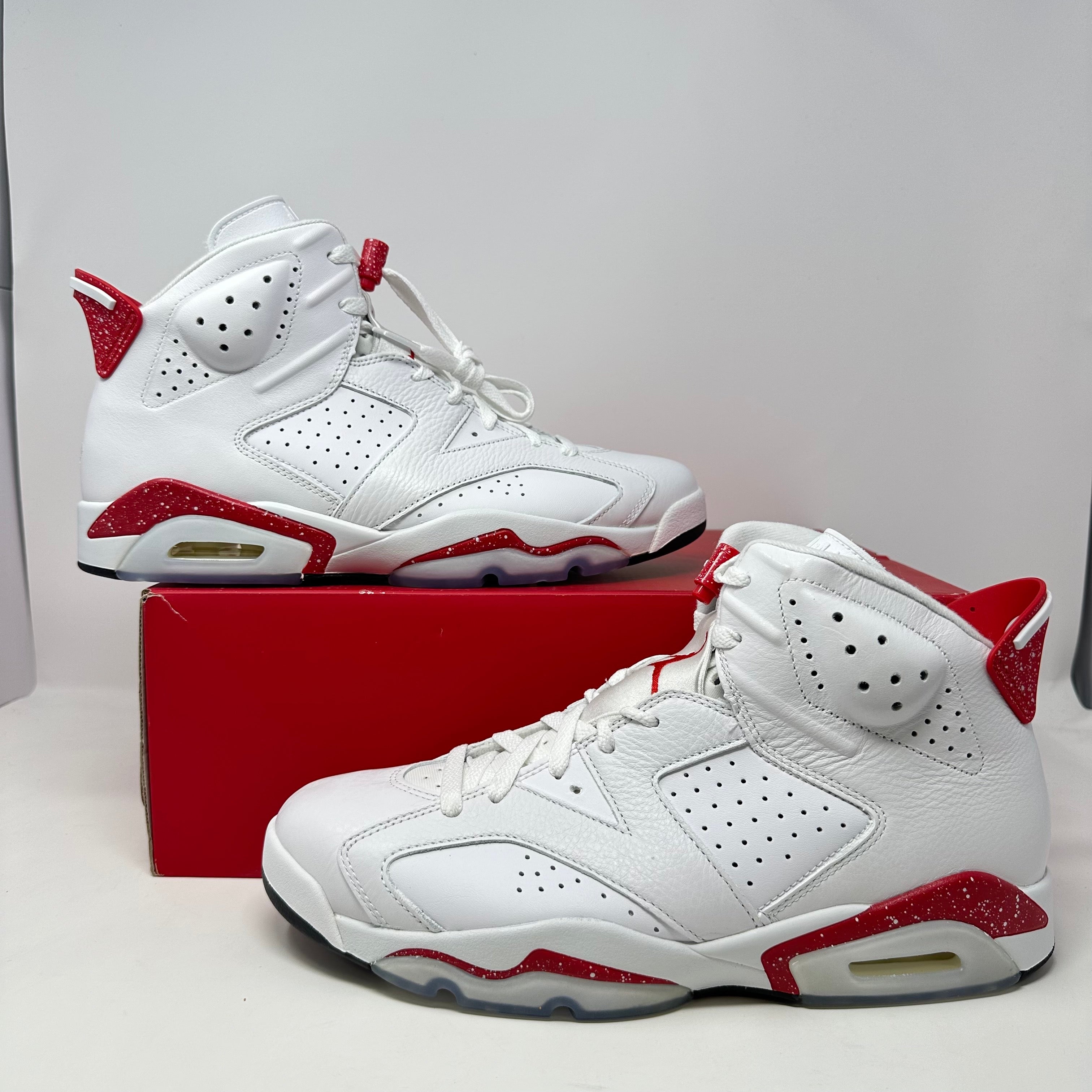 Jordan 6 Retro Red Oreo