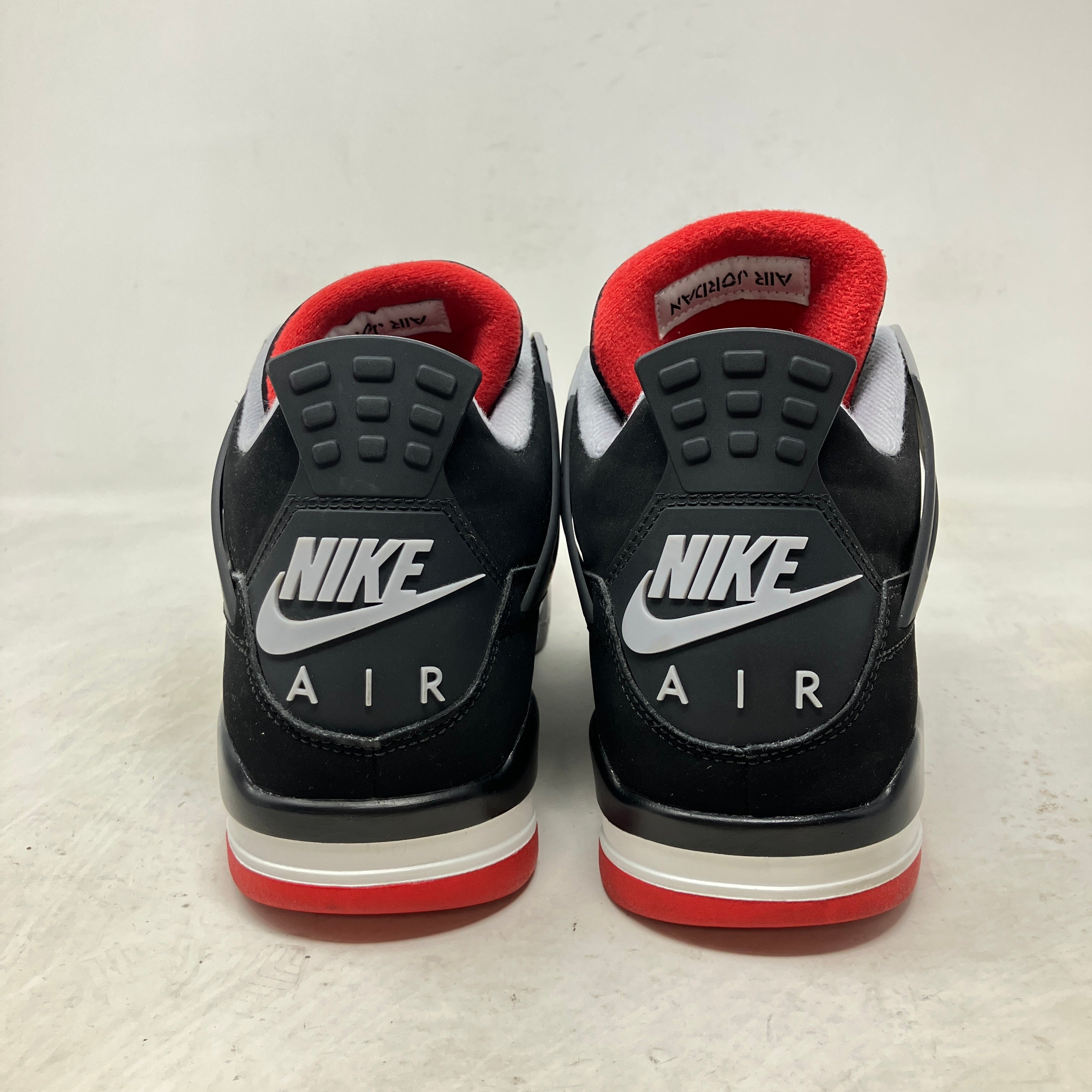 Jordan 4 Retro Bred (2019)