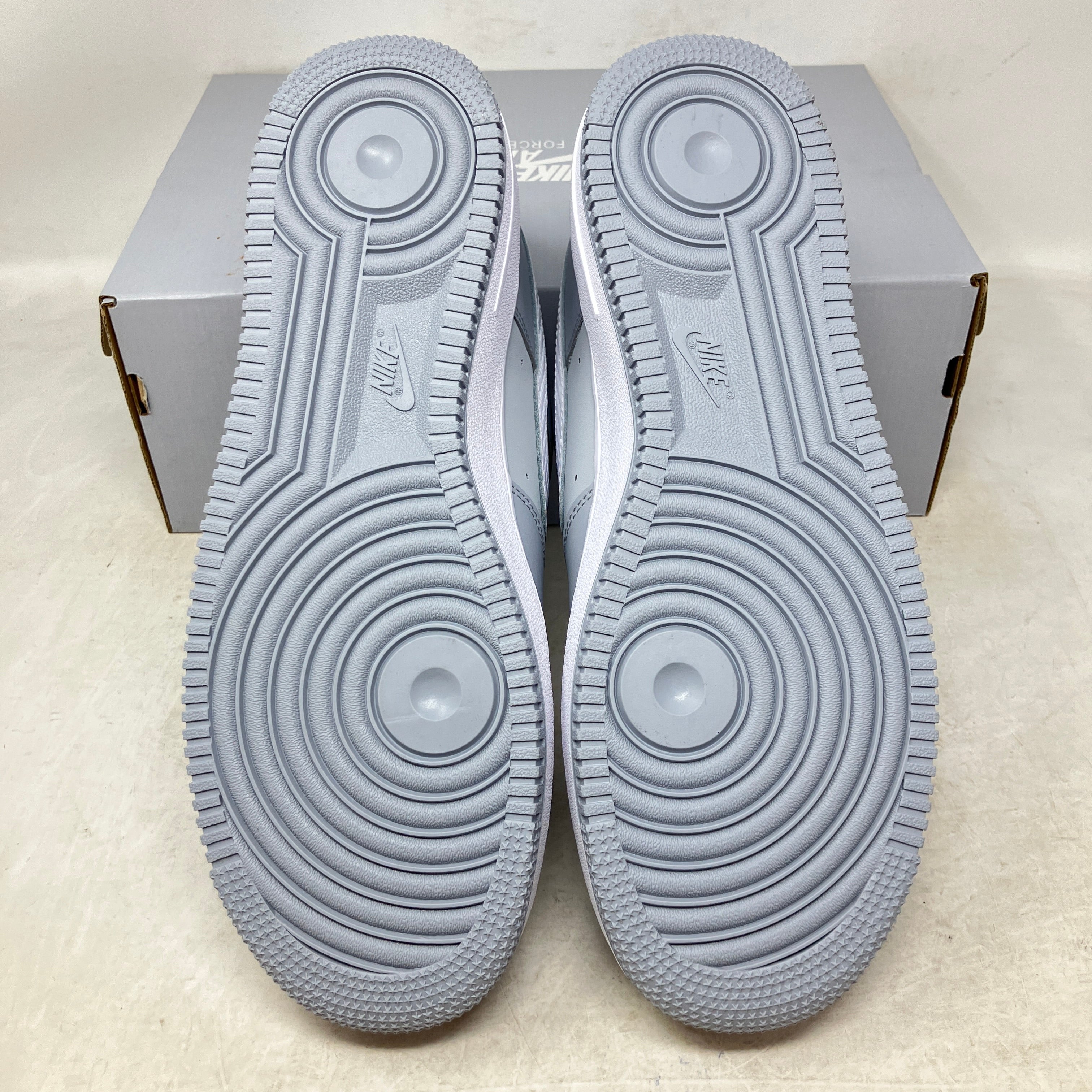 Nike Air Force 1 Low '07 LV8 Carbon Fiber Swoosh Wolf Grey White