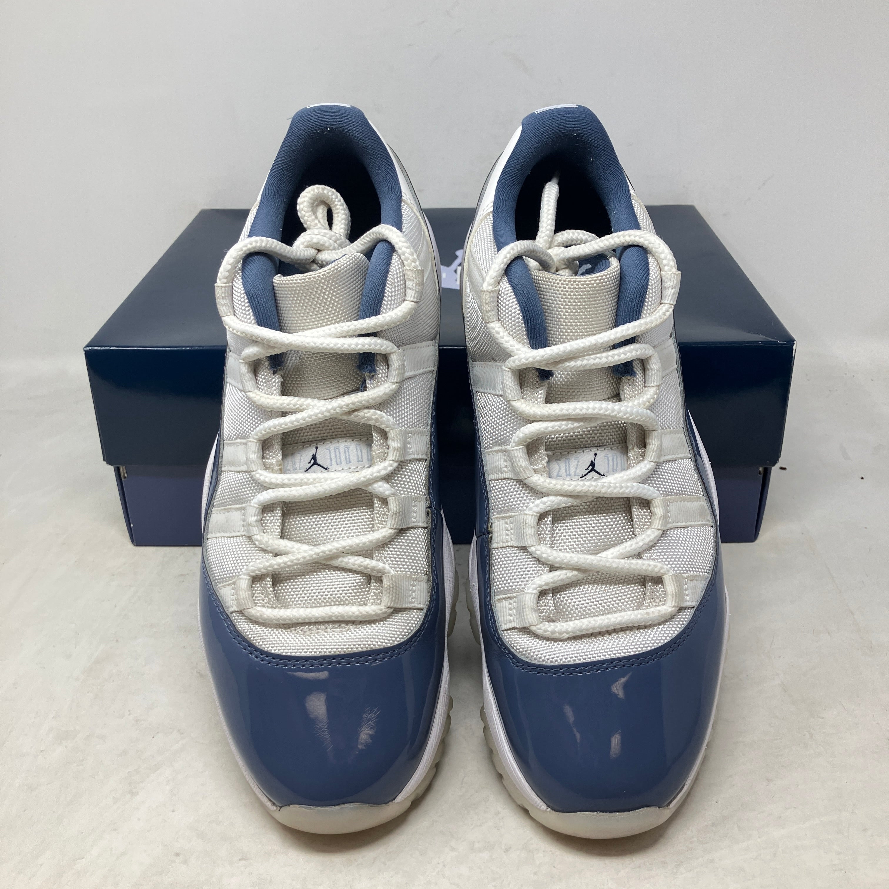 Jordan 11 Retro Low Diffused Blue