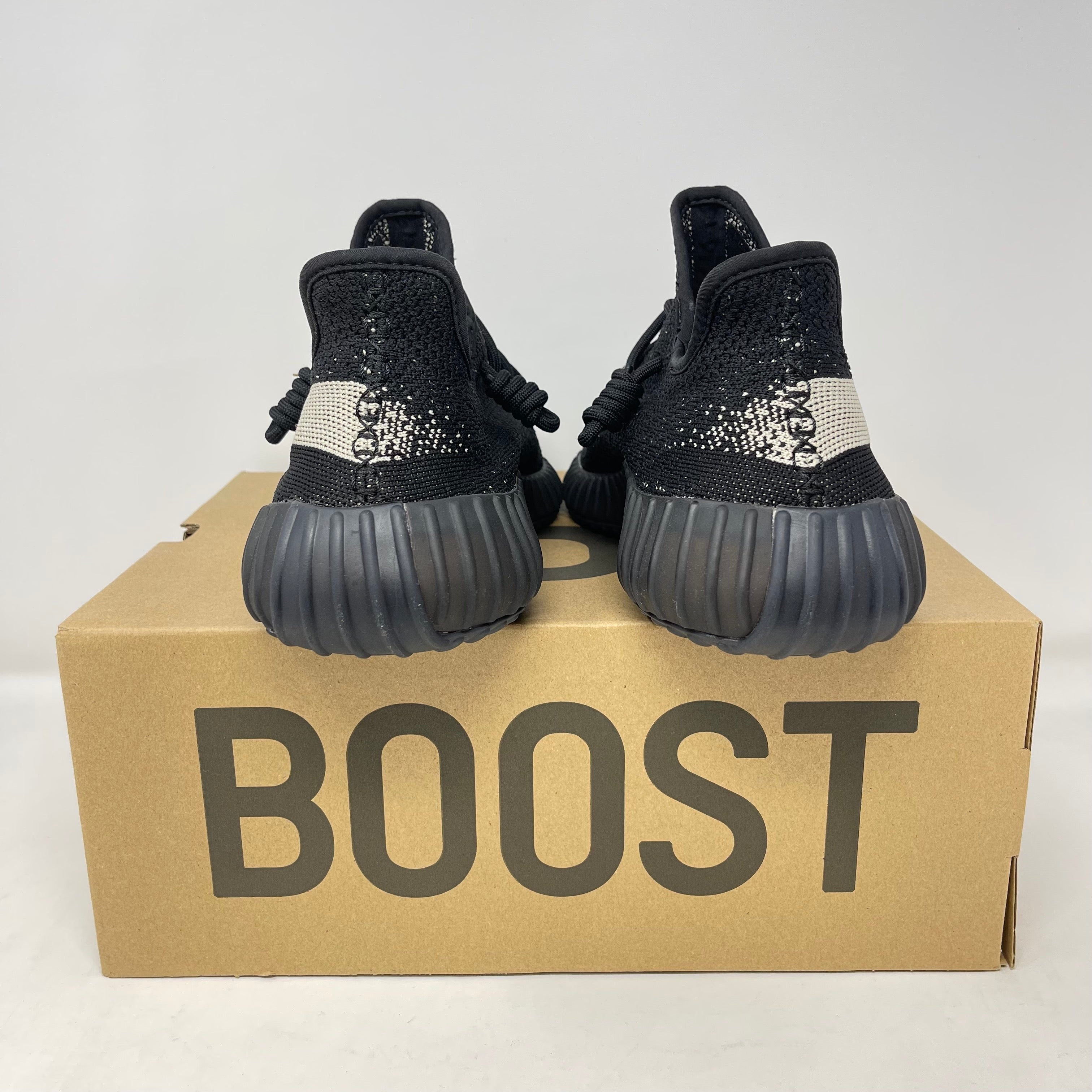 adidas Yeezy Boost 350 V2 Core Black White (2016/2022)