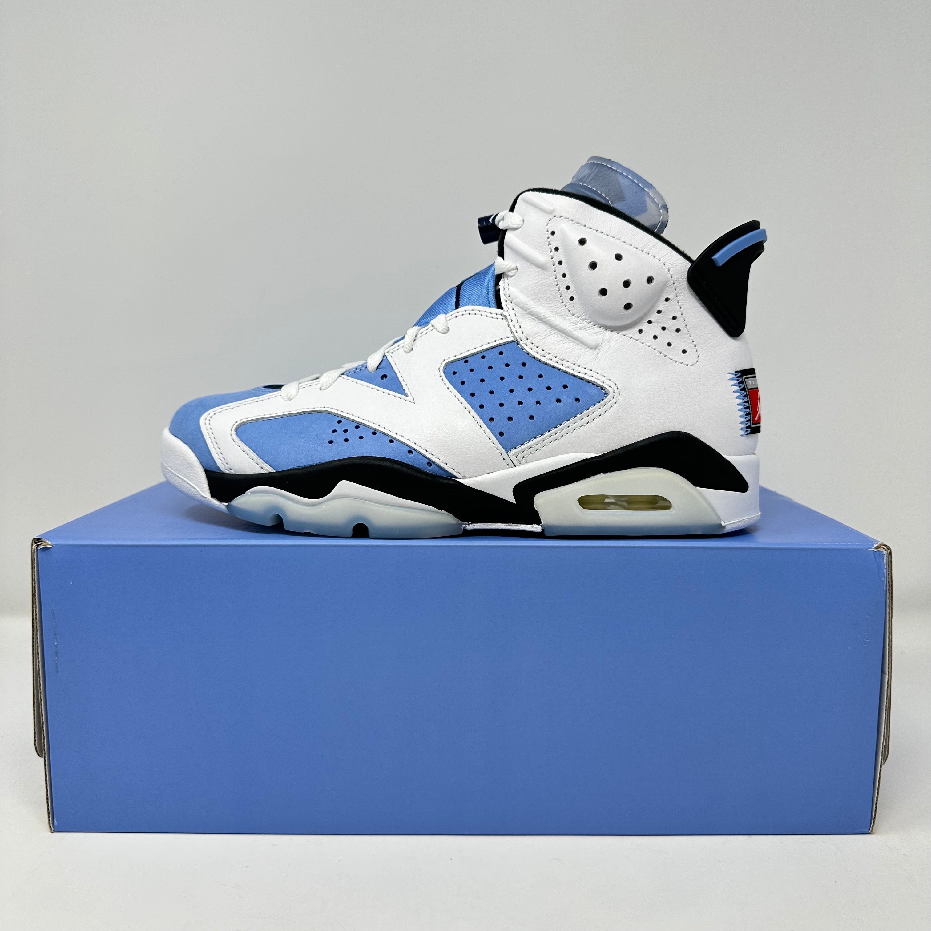 Jordan 6 Retro UNC White