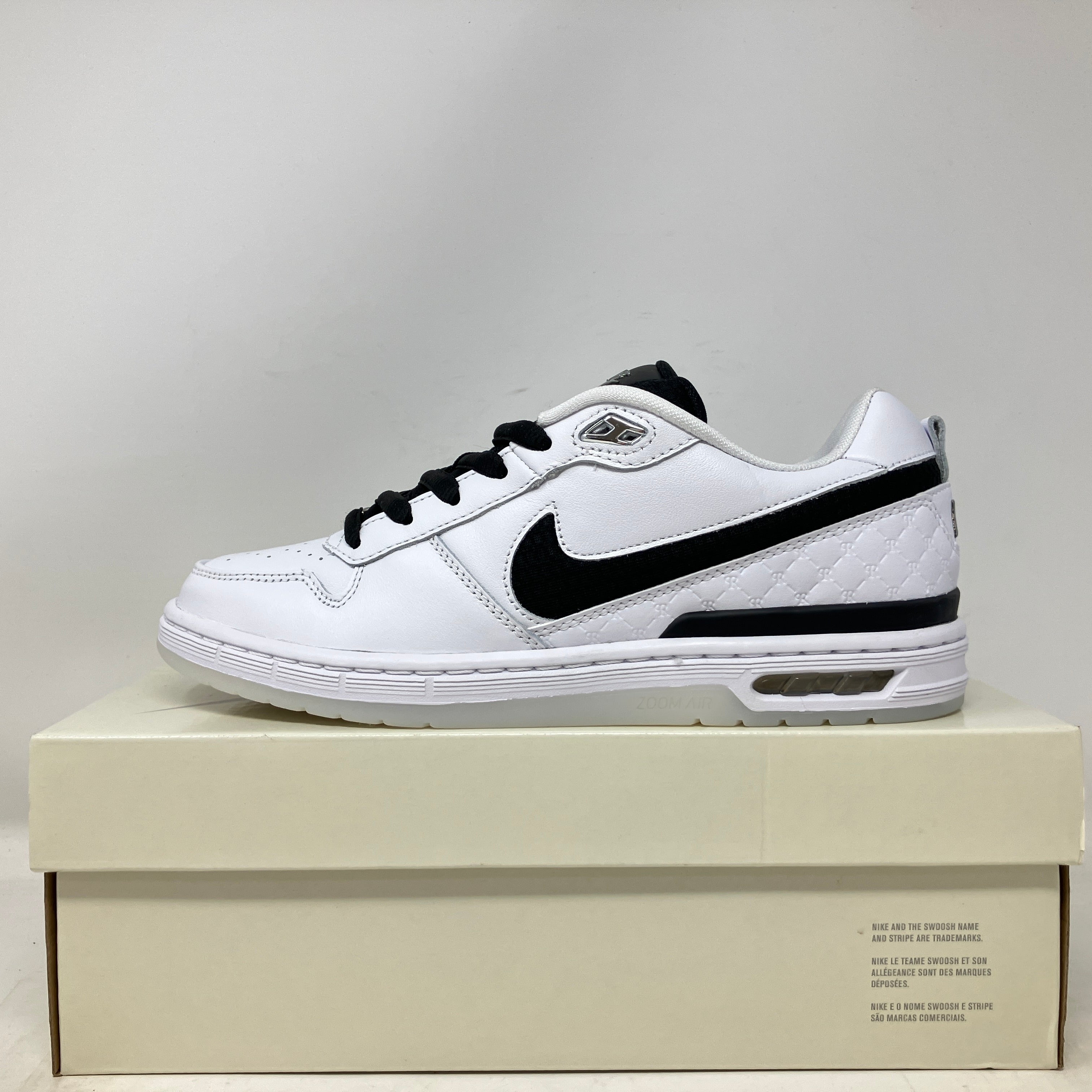 Nike SB Zoom Air Paul Rodriguez 1 OG White Black sneaker, brand new condition, all accessories included.