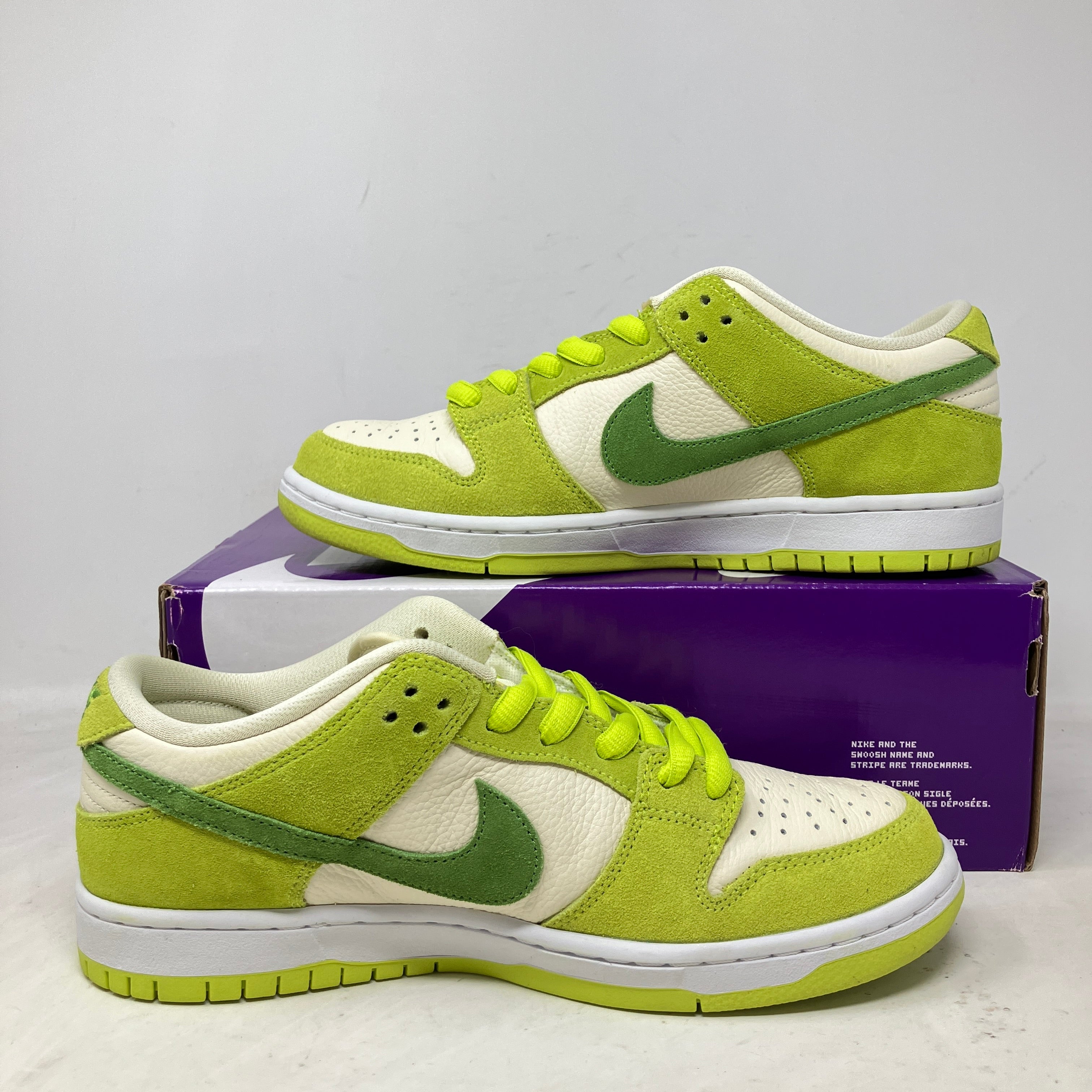 Nike SB Dunk Low Green Apple