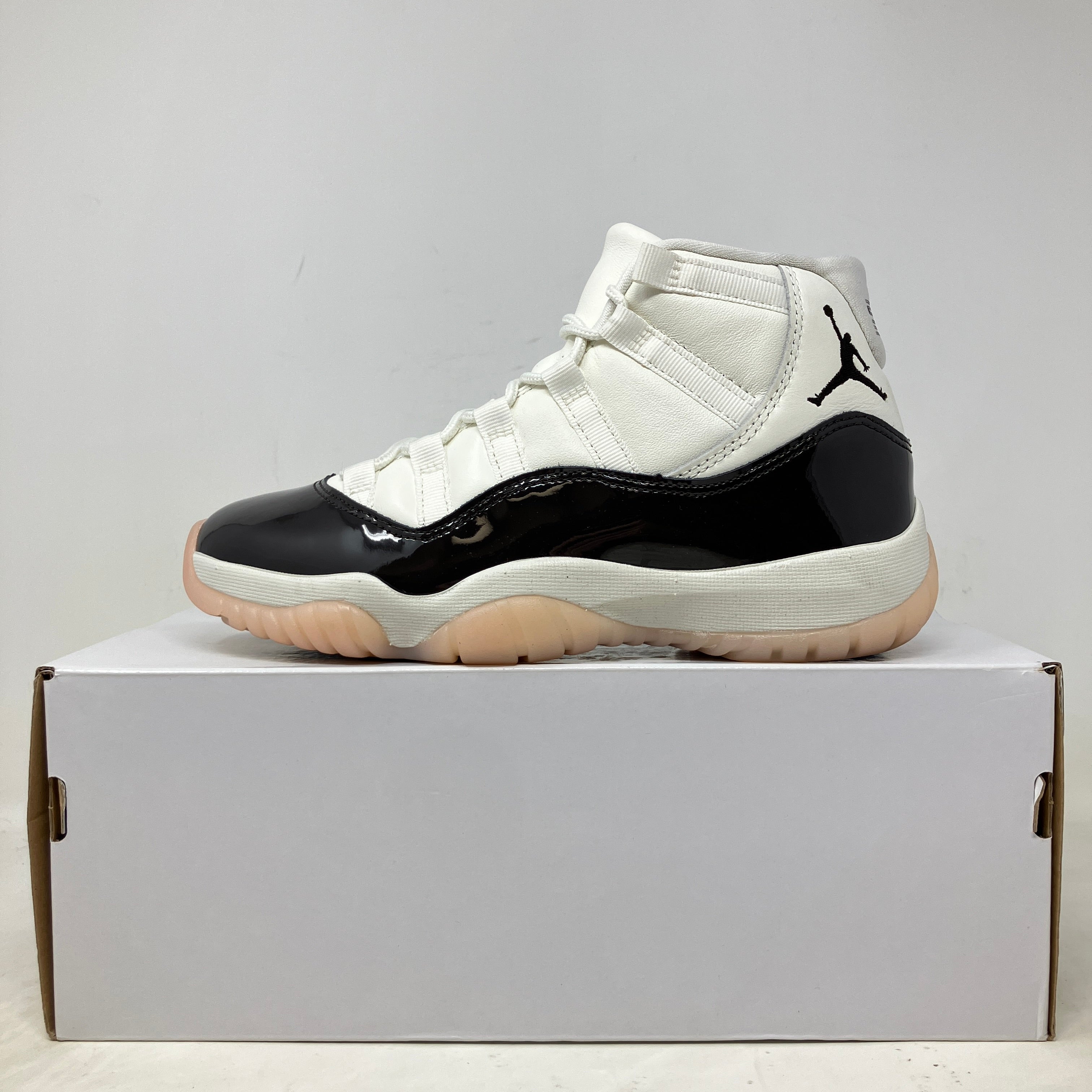 Jordan 11 Retro Neapolitan (Women's)