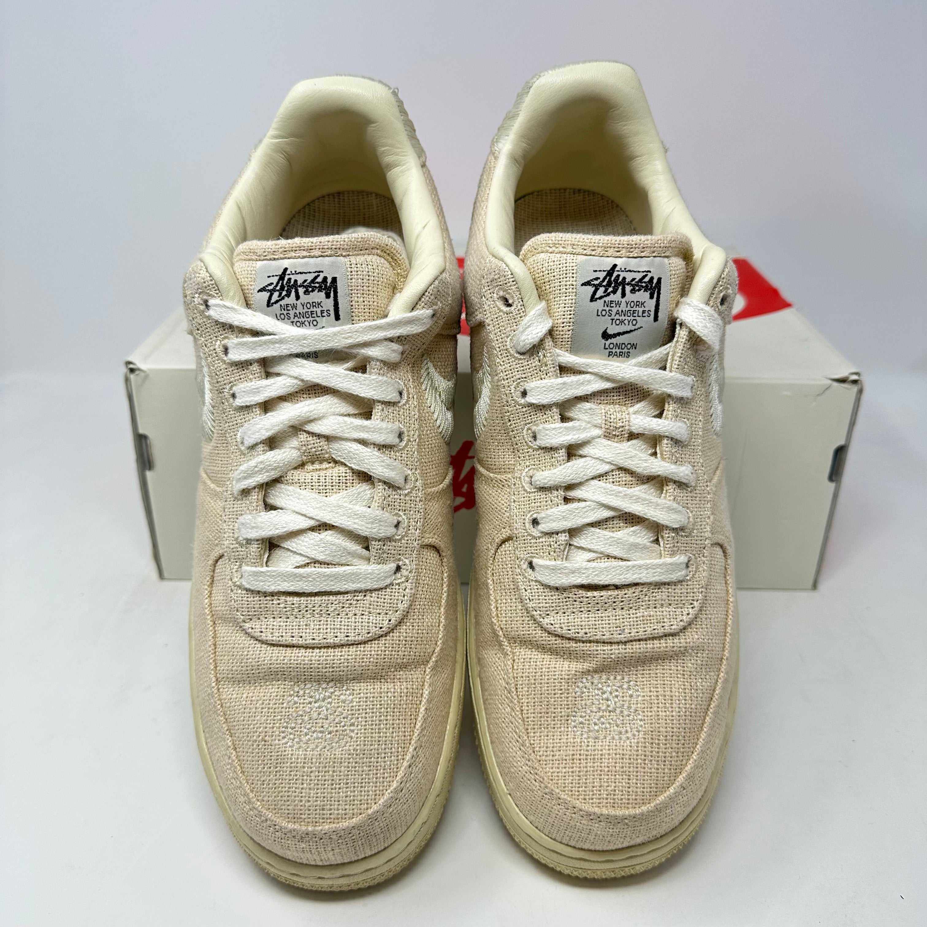 Nike Air Force 1 Low Stussy Fossil sneakers, pre-owned with original accessories.