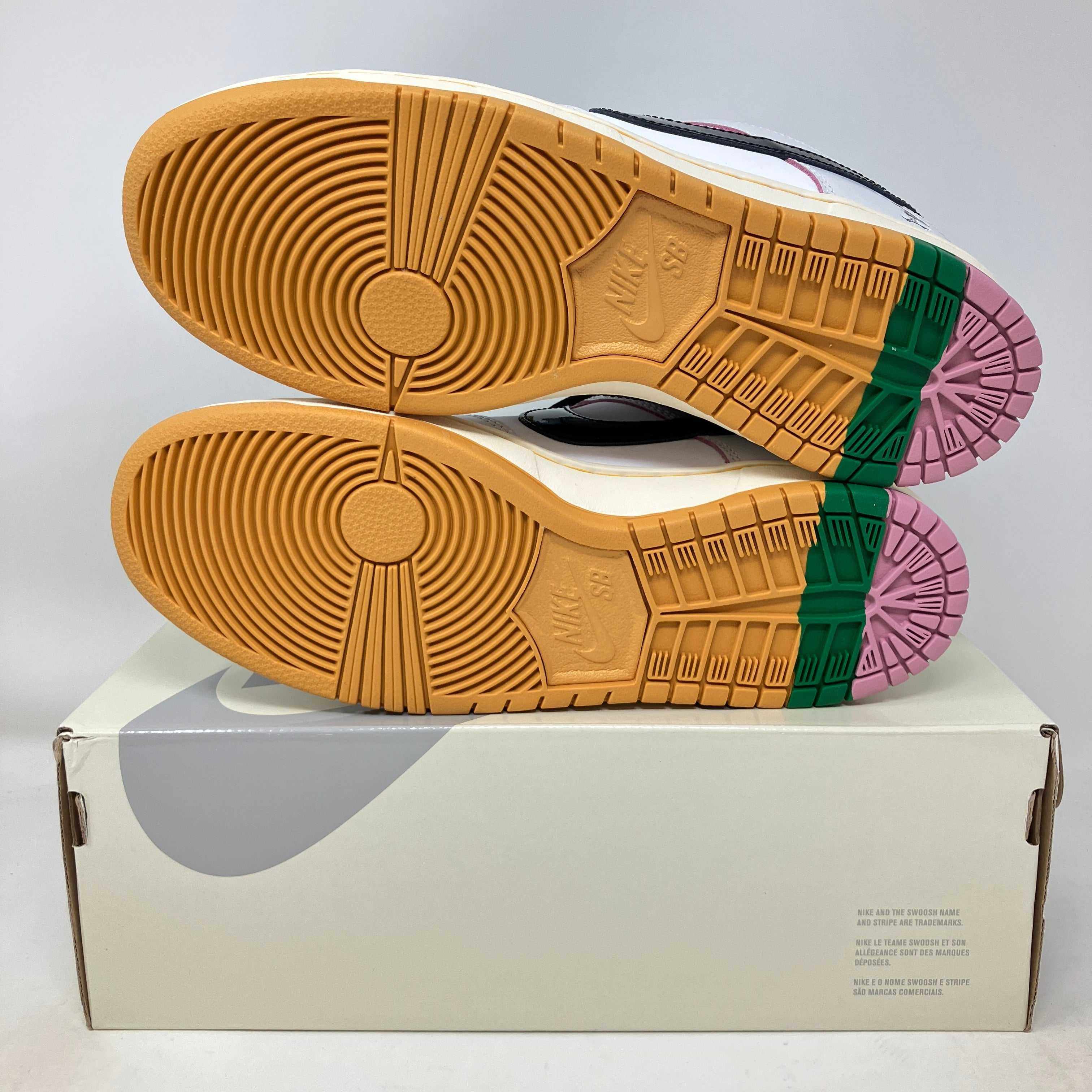Nike SB Dunk Low CSEF