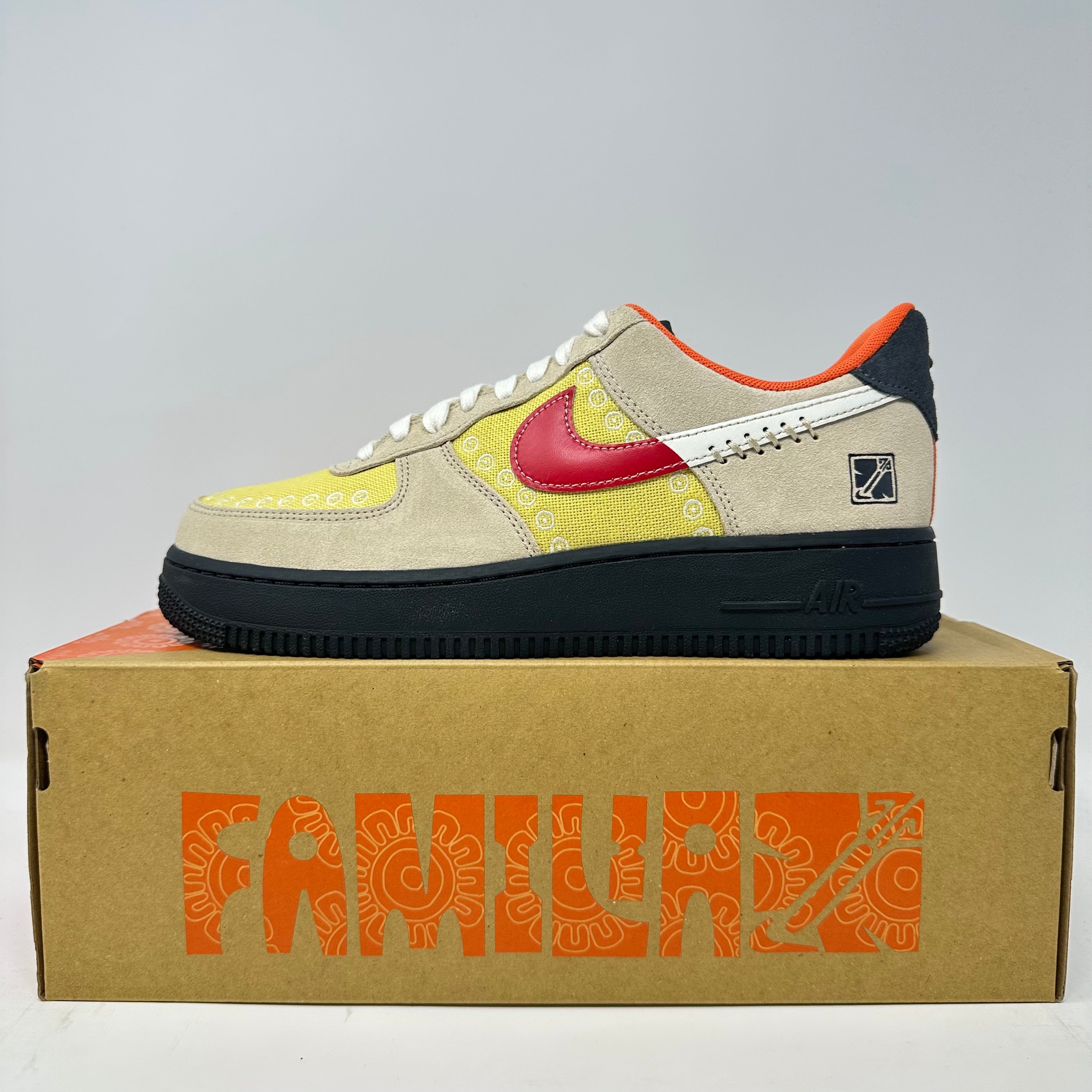 Nike Air Force 1 Low '07 LX Somos Familia