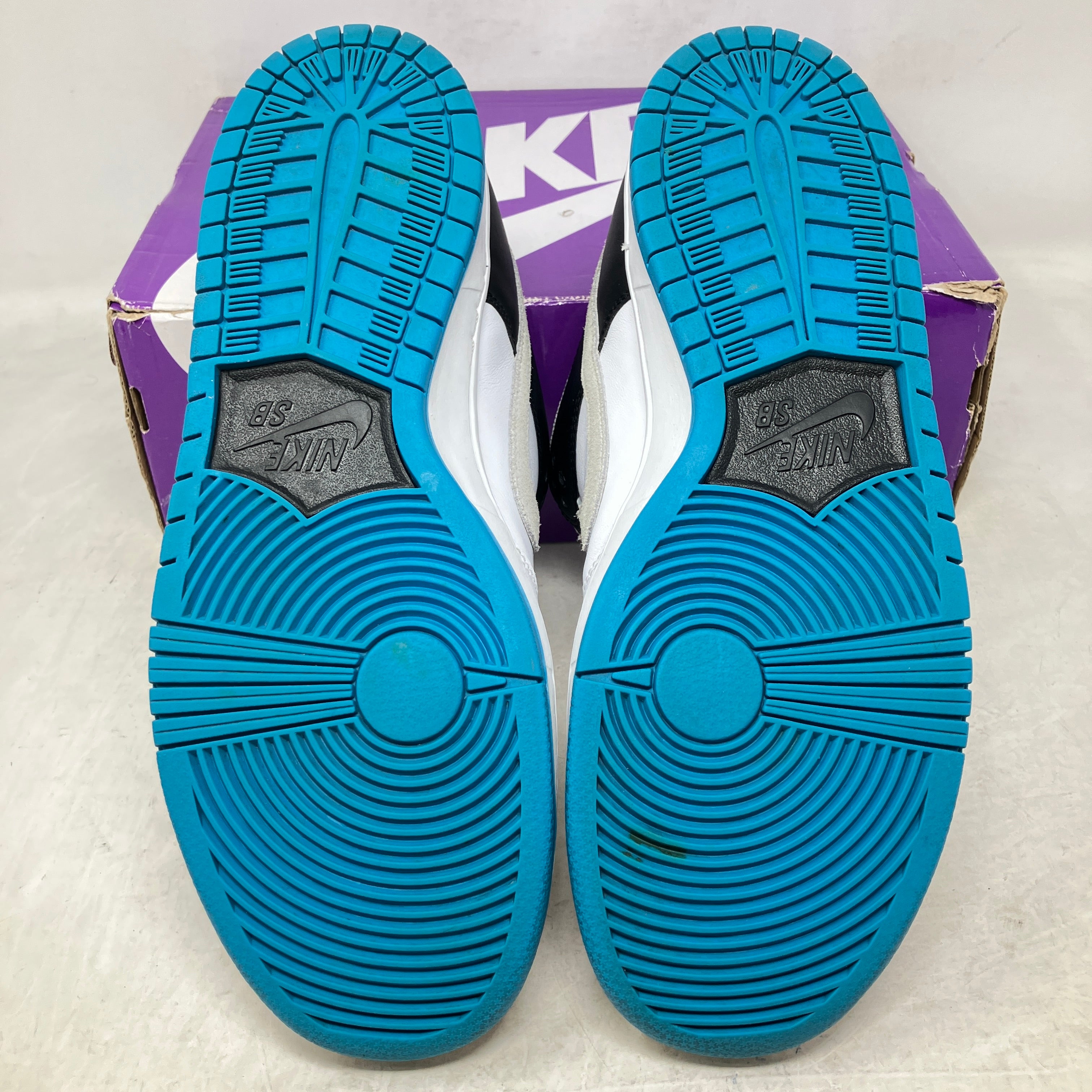 Nike SB Dunk Low Laser Blue