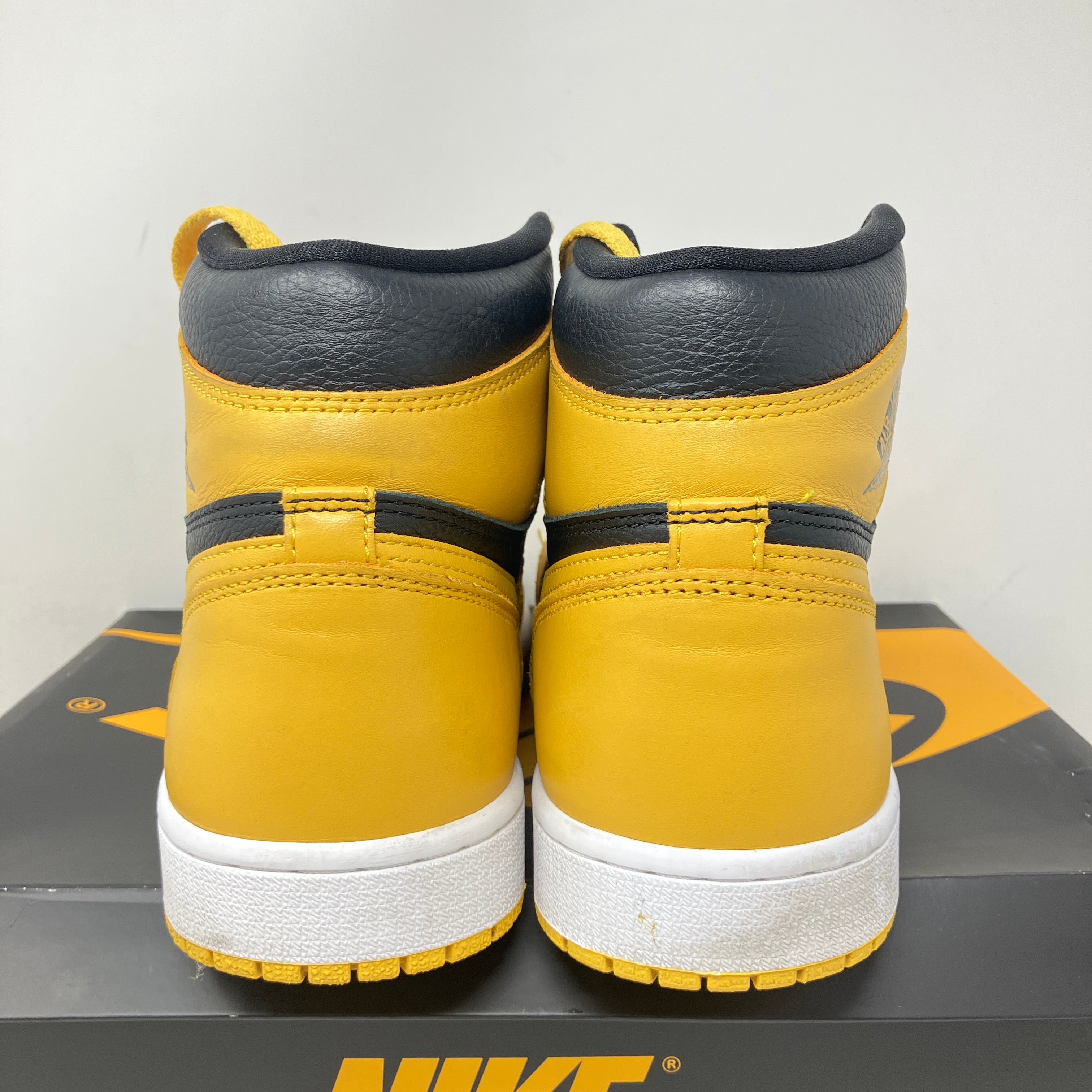 Jordan 1 Retro High Pollen