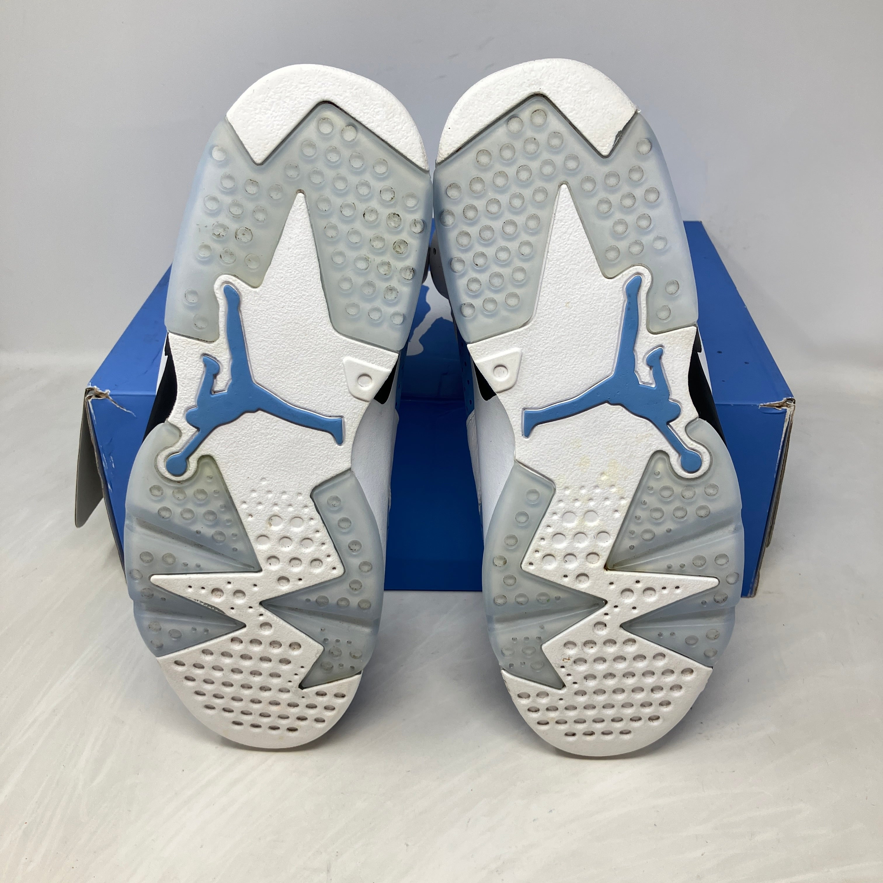 Jordan 6 Retro UNC White