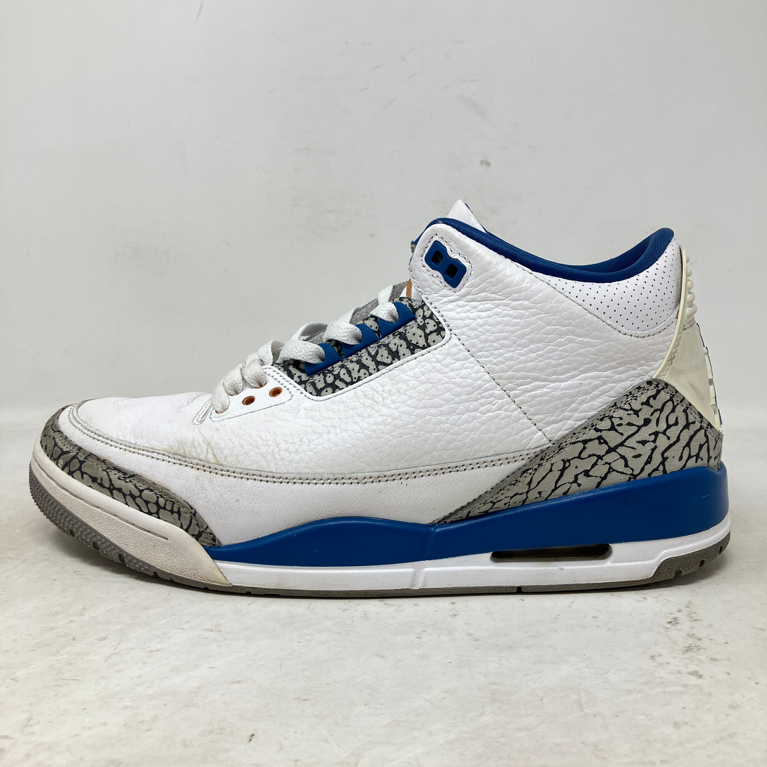 Jordan 3 Retro Wizards