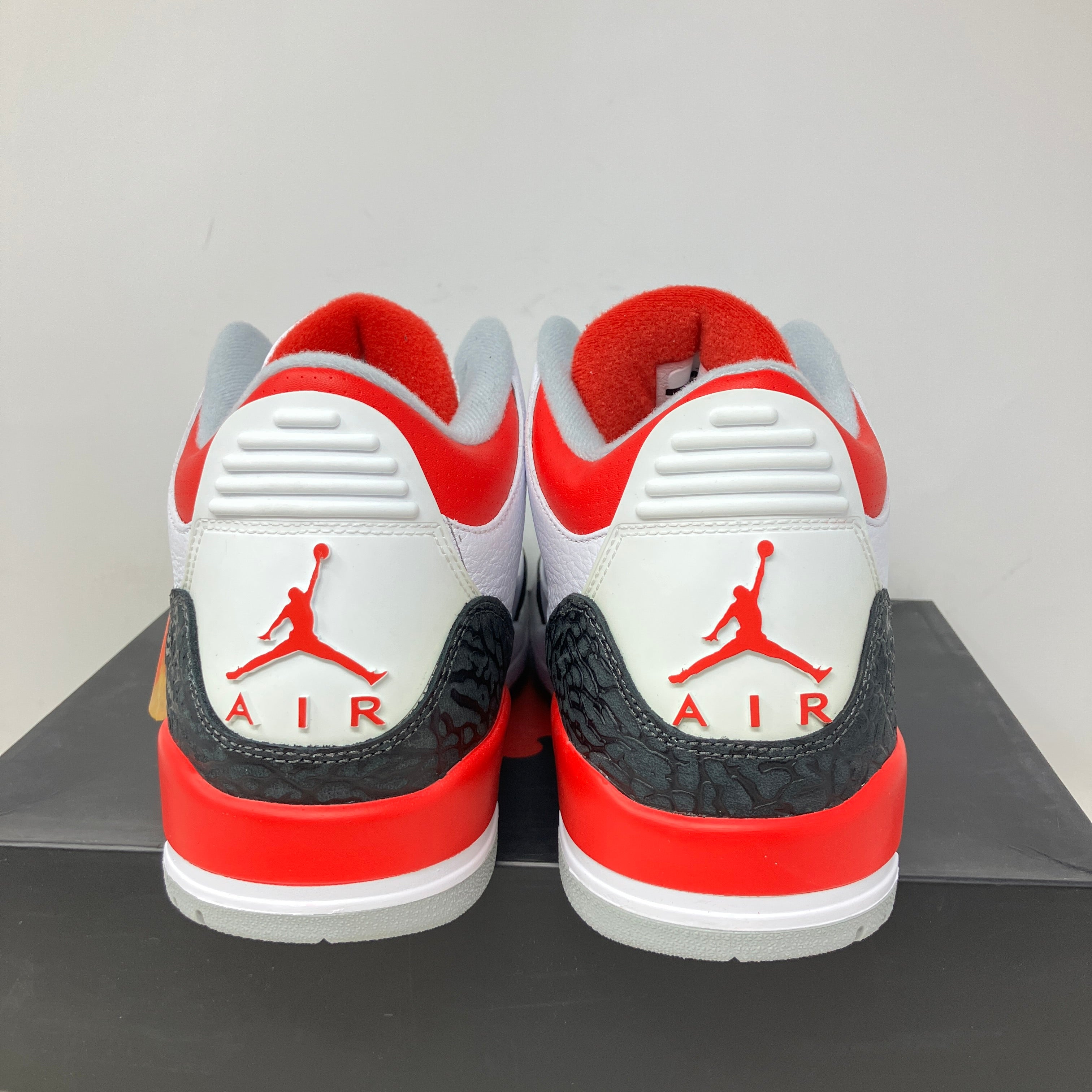 Jordan 3 Retro Fire Red (2013)