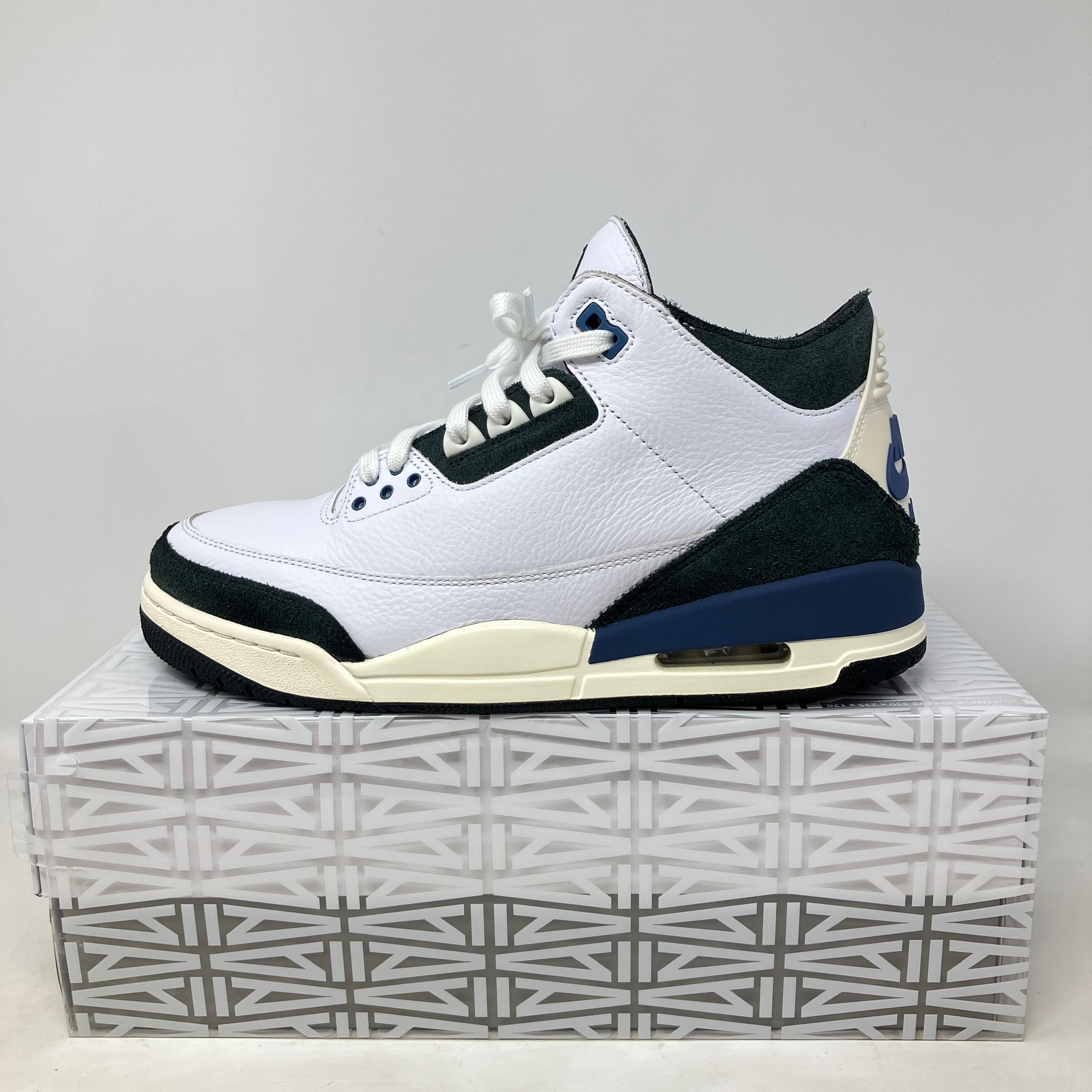 Jordan 3 Retro OG SP A Ma Maniére Diffused Blue