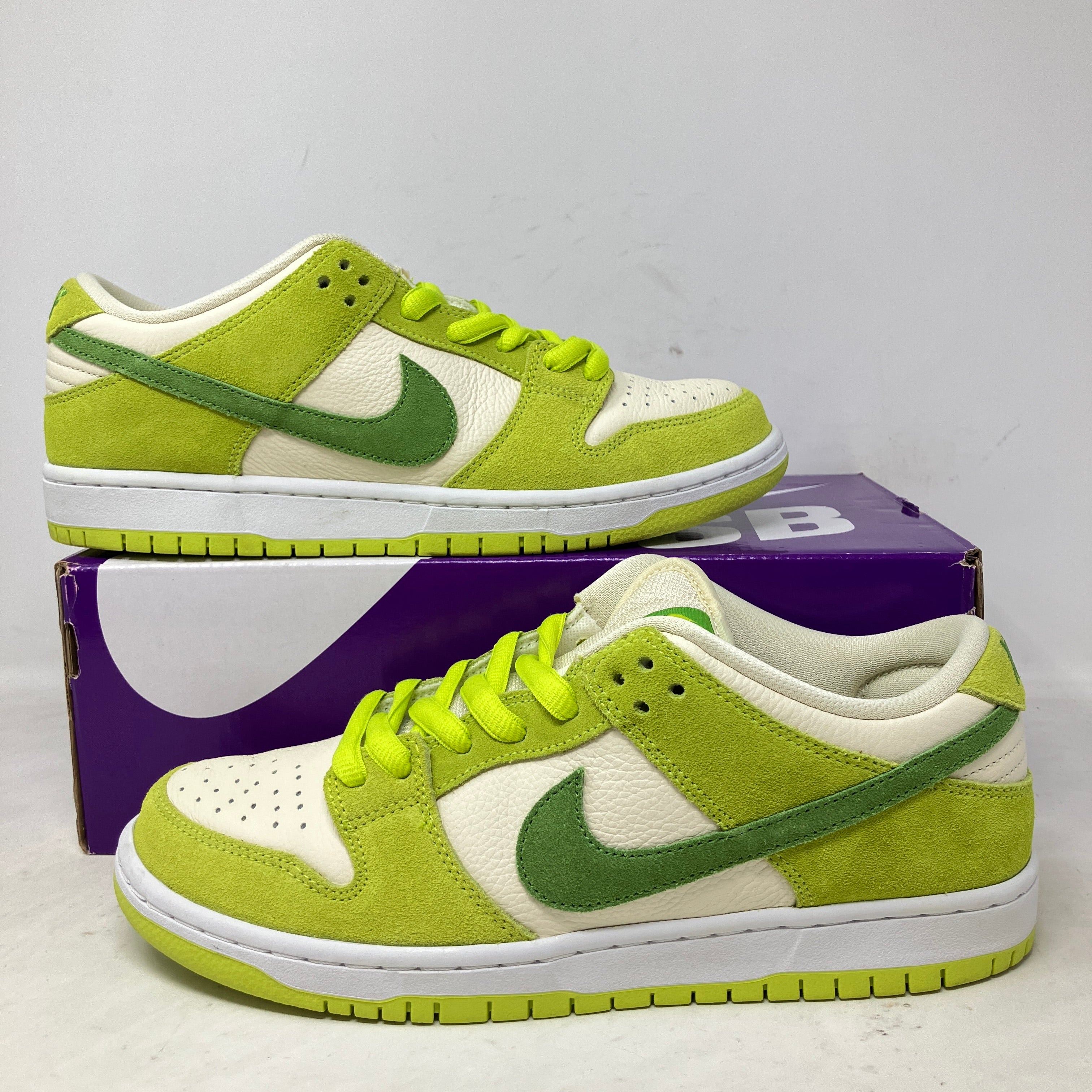 Nike SB Dunk Low Green Apple