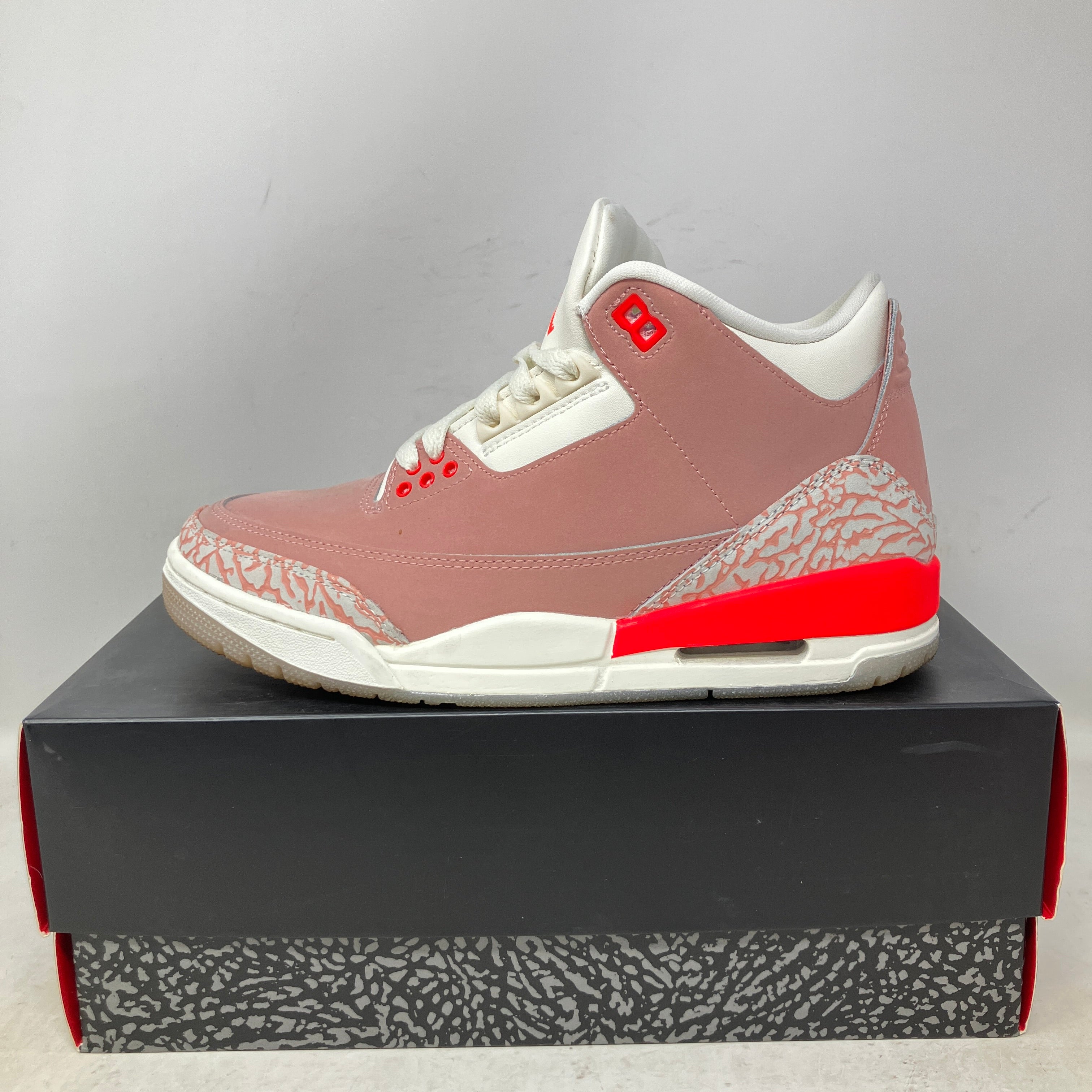 Jordan 3 Retro Rust Pink (Women's)