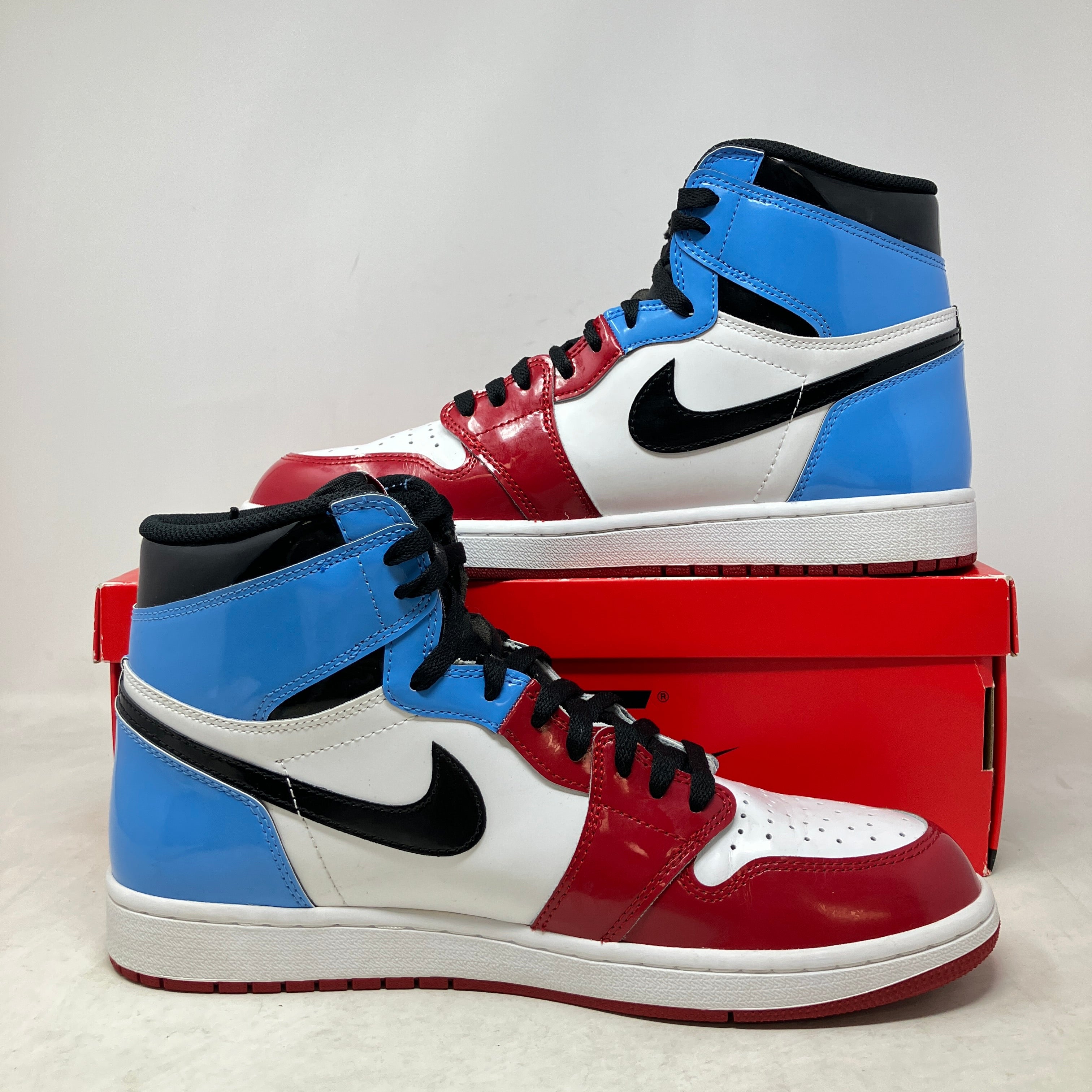 Jordan 1 Retro High Fearless UNC Chicago