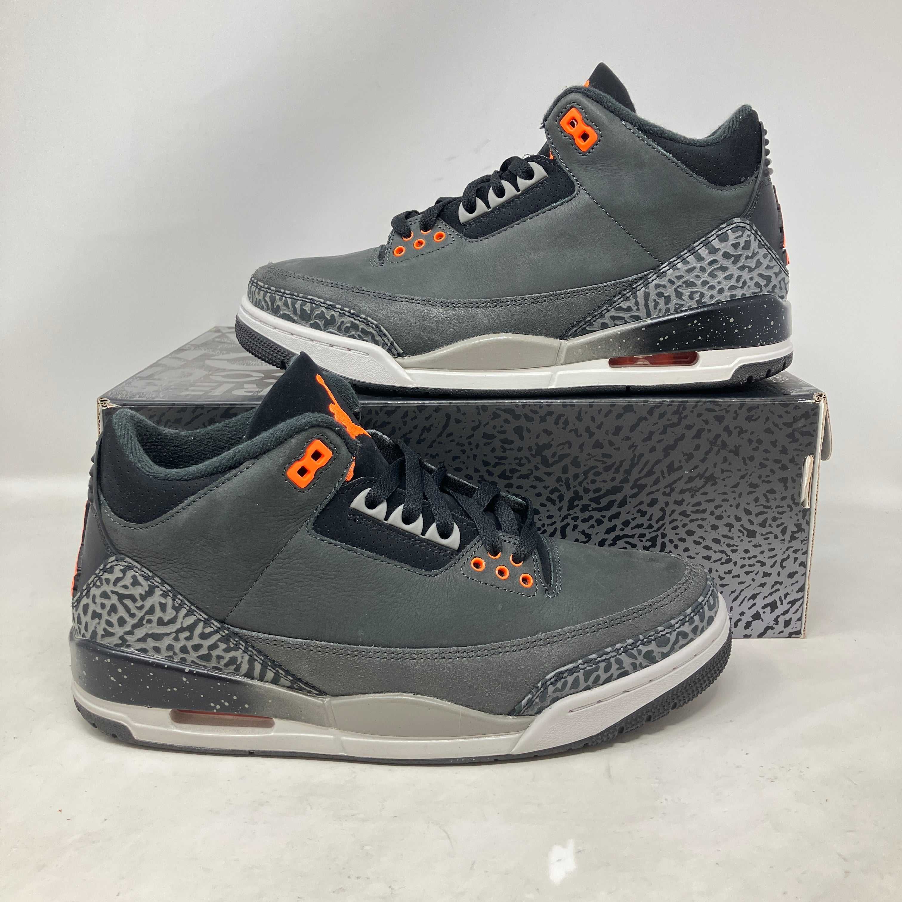 Jordan 3 Retro Fear Pack (2023)