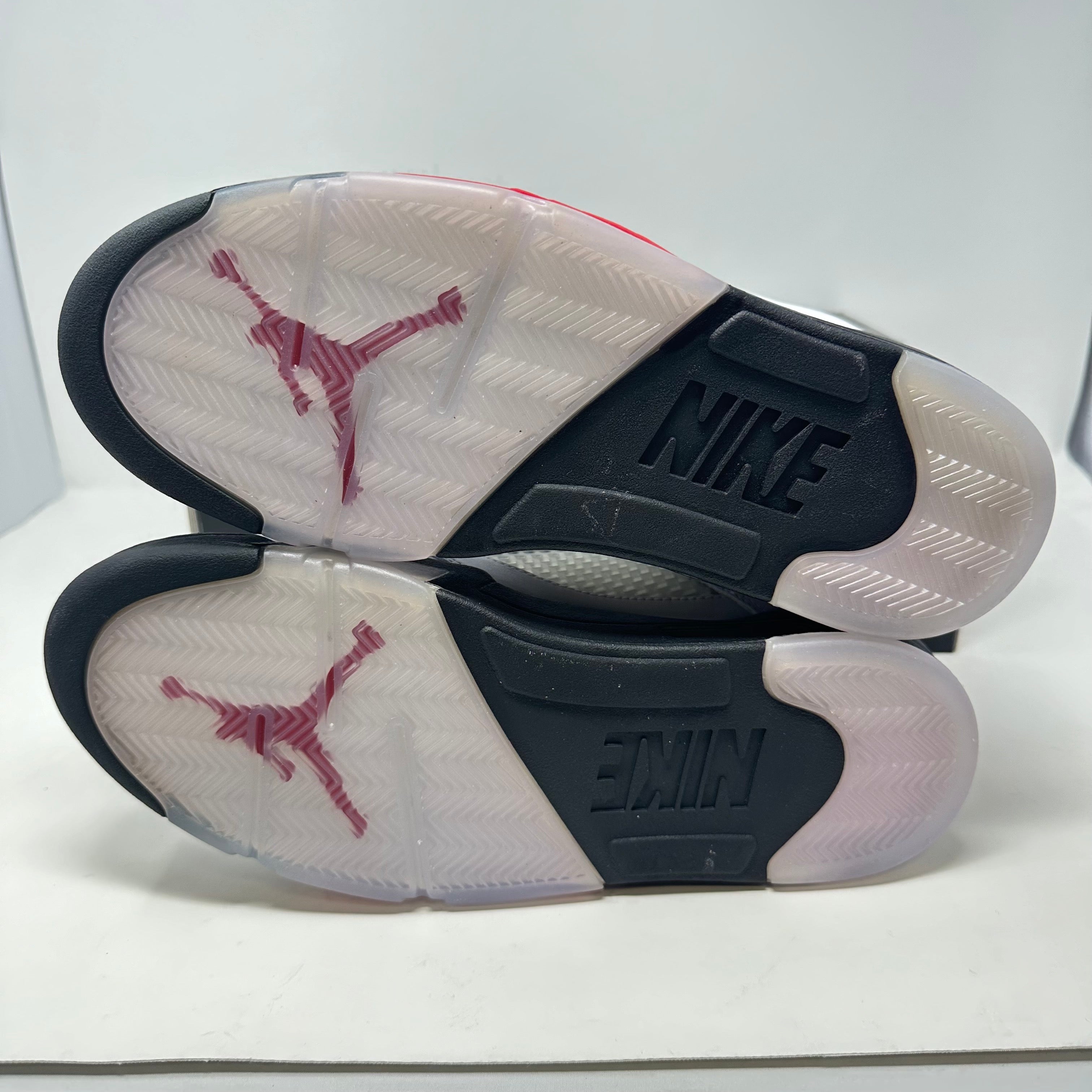 Jordan 5 Retro Fire Red Silver Tongue (2020)