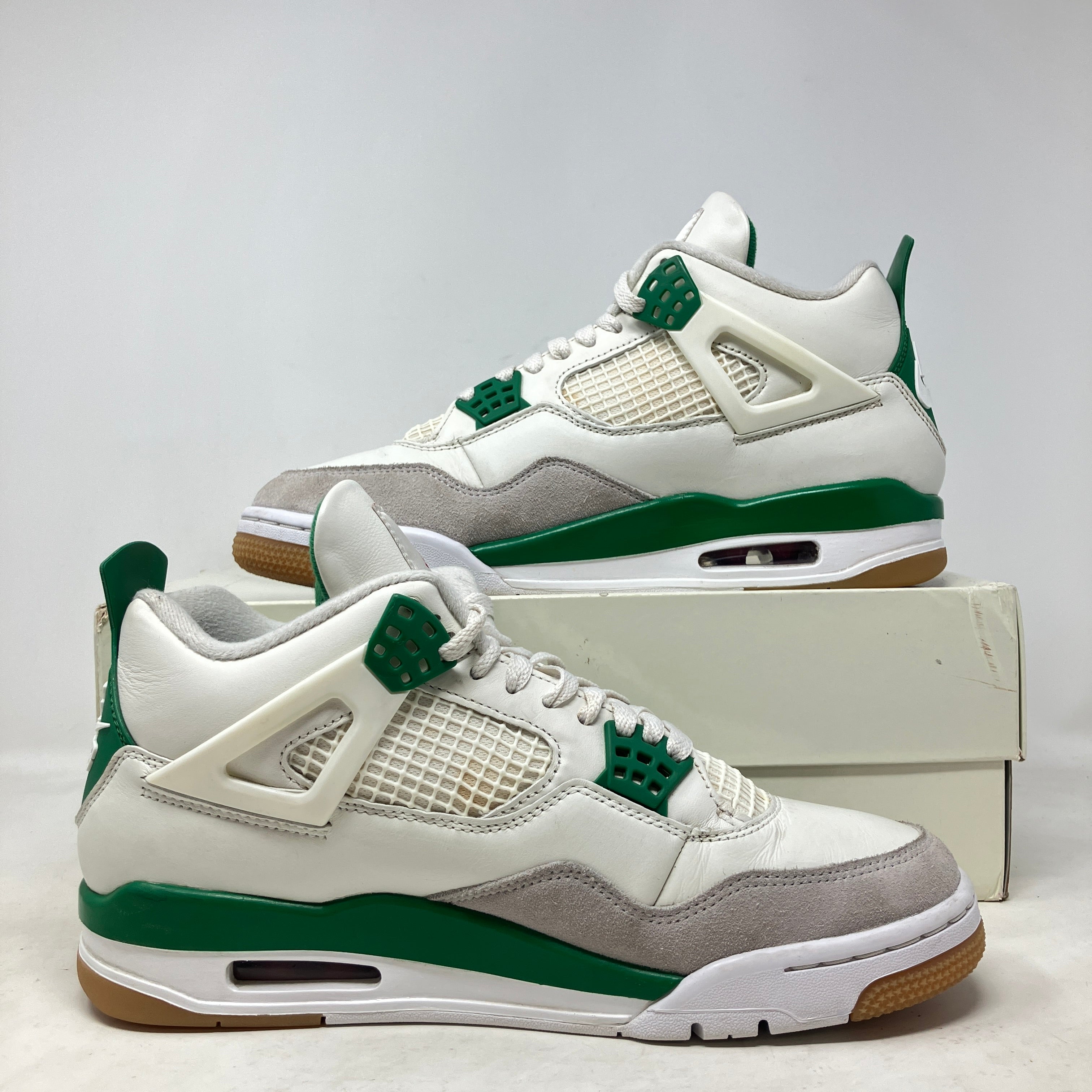 Jordan 4 Retro SB Pine Green