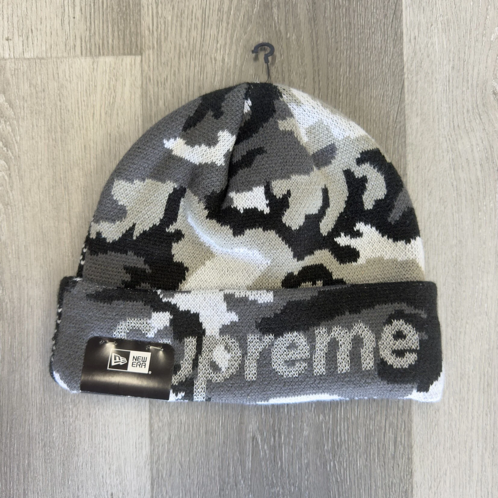 Supreme New Era Split Beanie Black