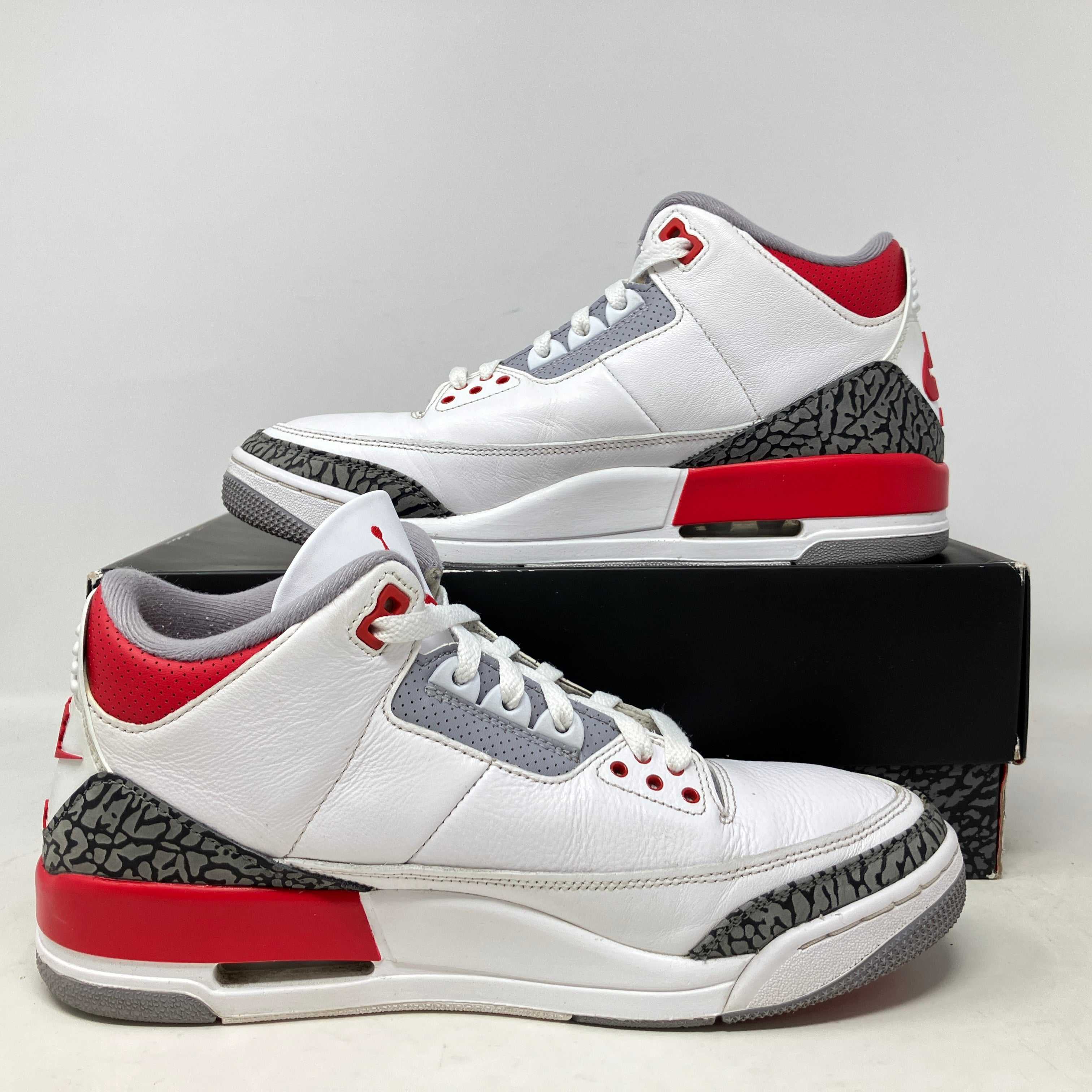 Jordan 3 Retro Fire Red (2022)
