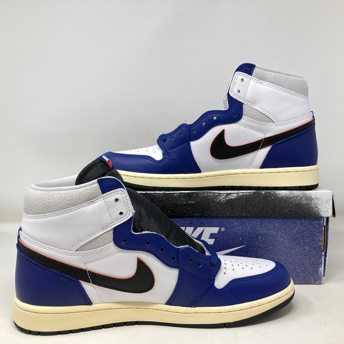 Jordan 1 Retro High OG Rare Air