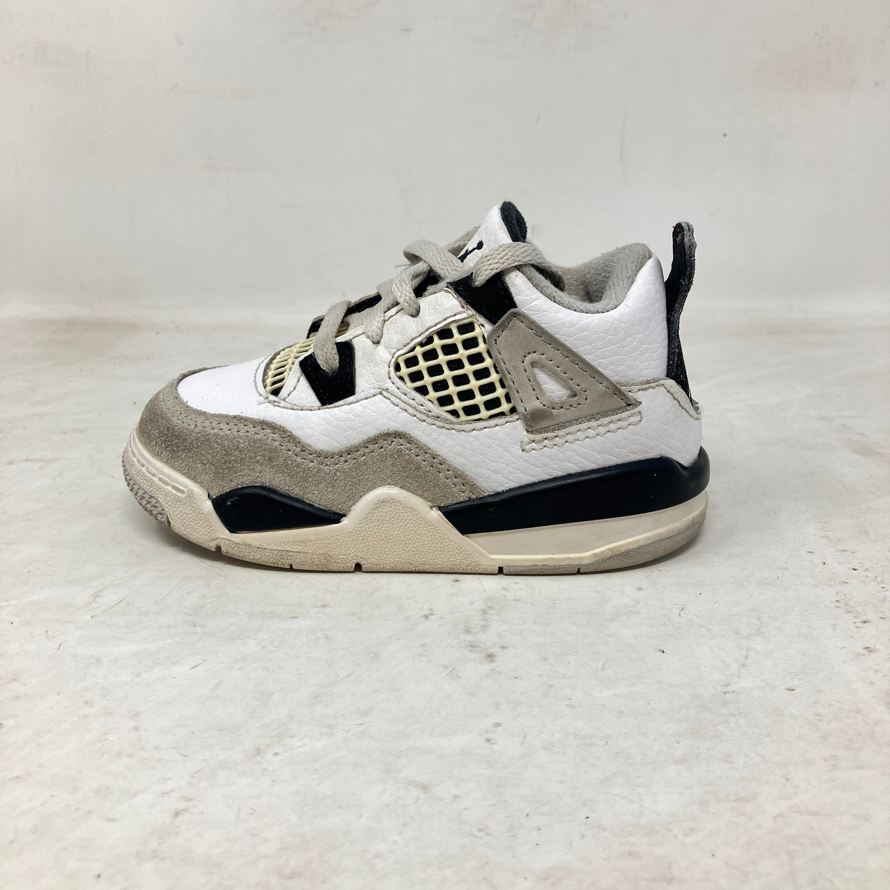 Jordan 4 Retro Military Black (TD)