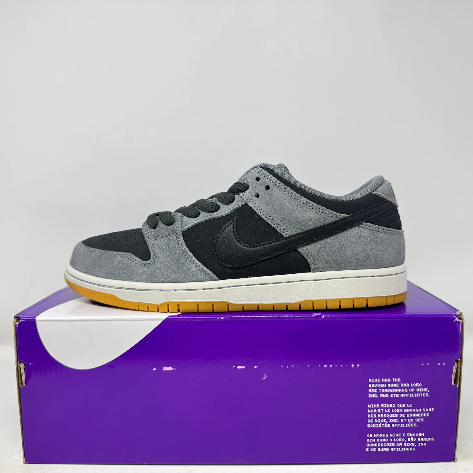 Nike SB Dunk Low Dark Smoke Grey