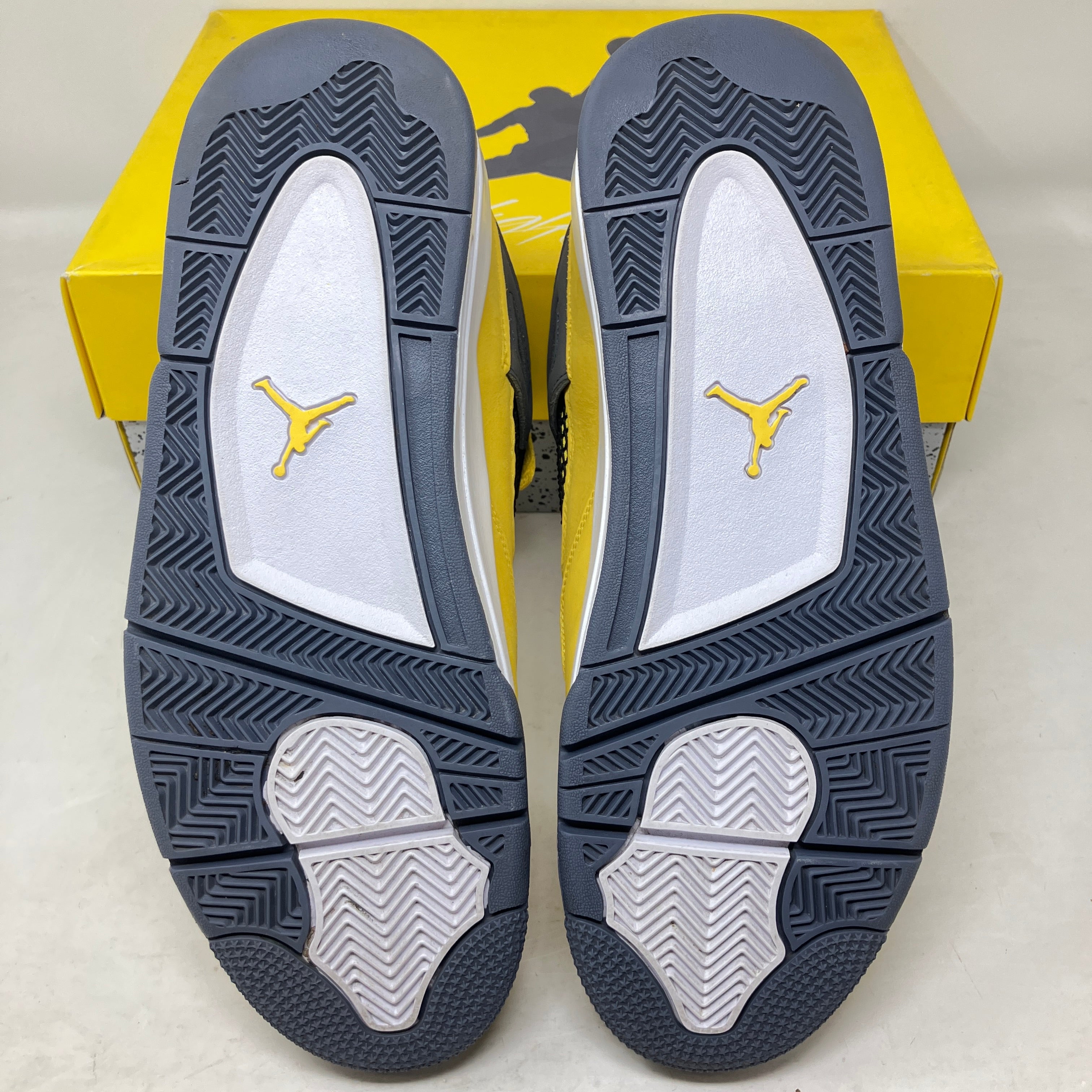 Jordan 4 Retro Lightning (2021)