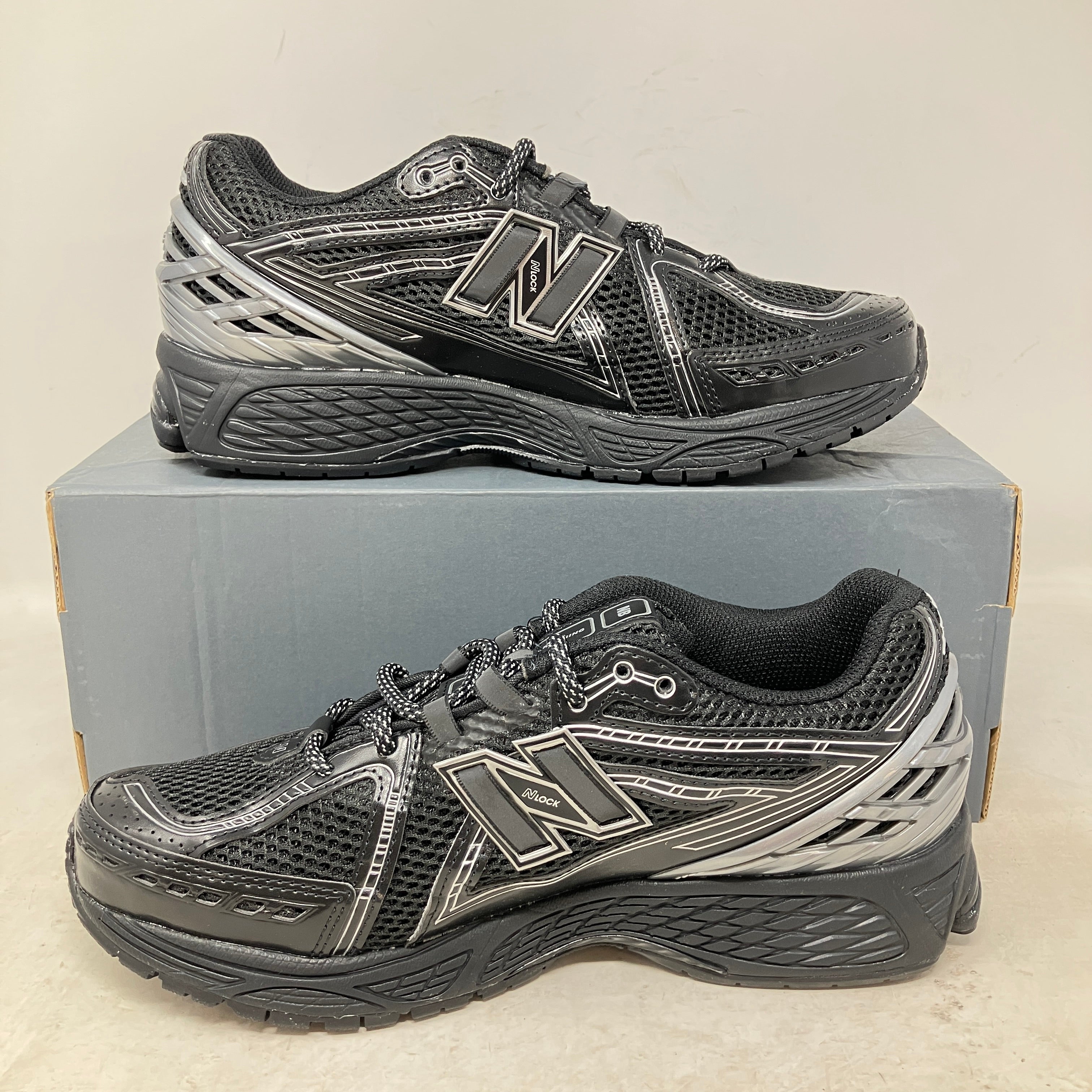 New Balance 1906R Black Silver