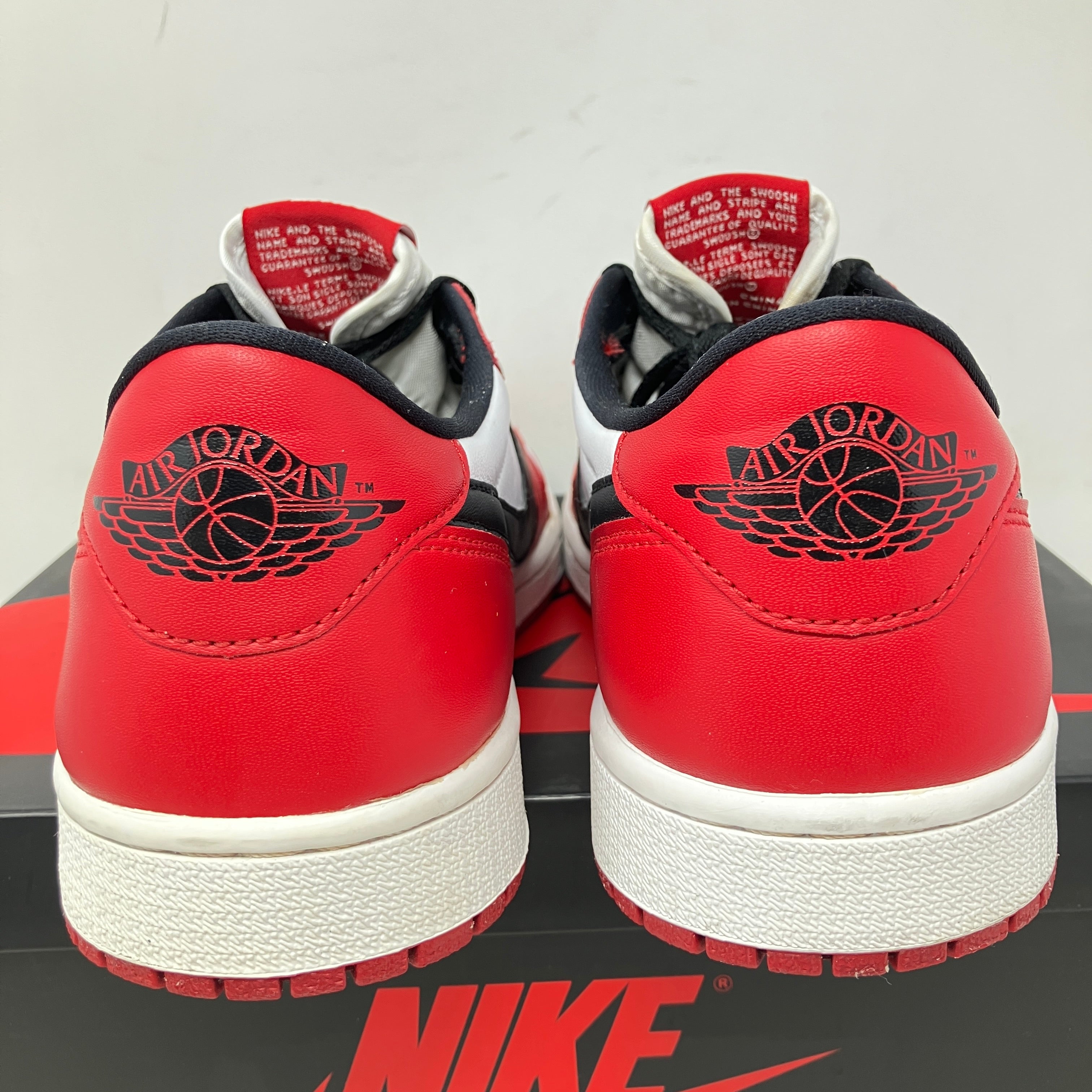 Jordan 1 Retro Low Chicago (2016)