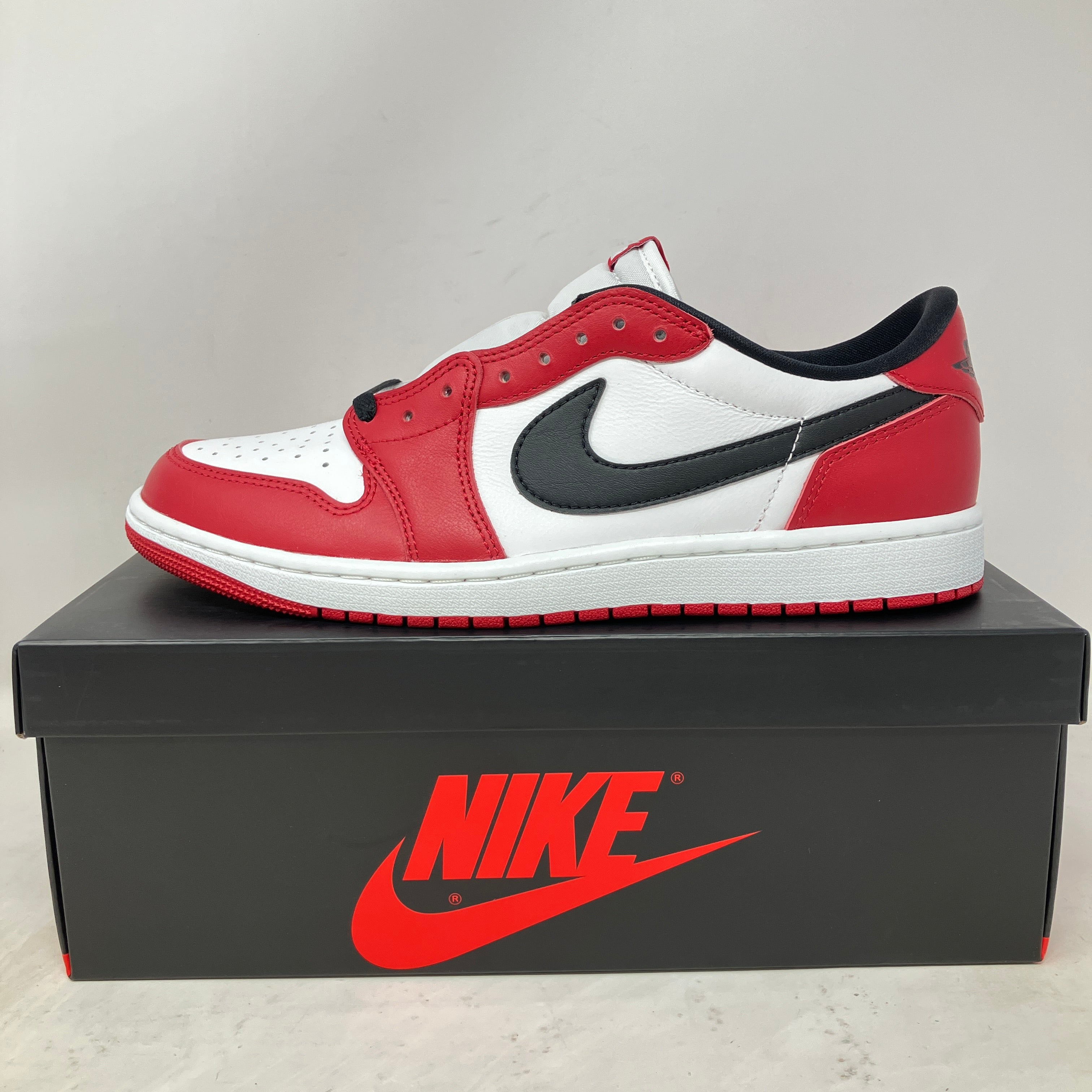 Jordan 1 Retro Low OG Chicago (2025)