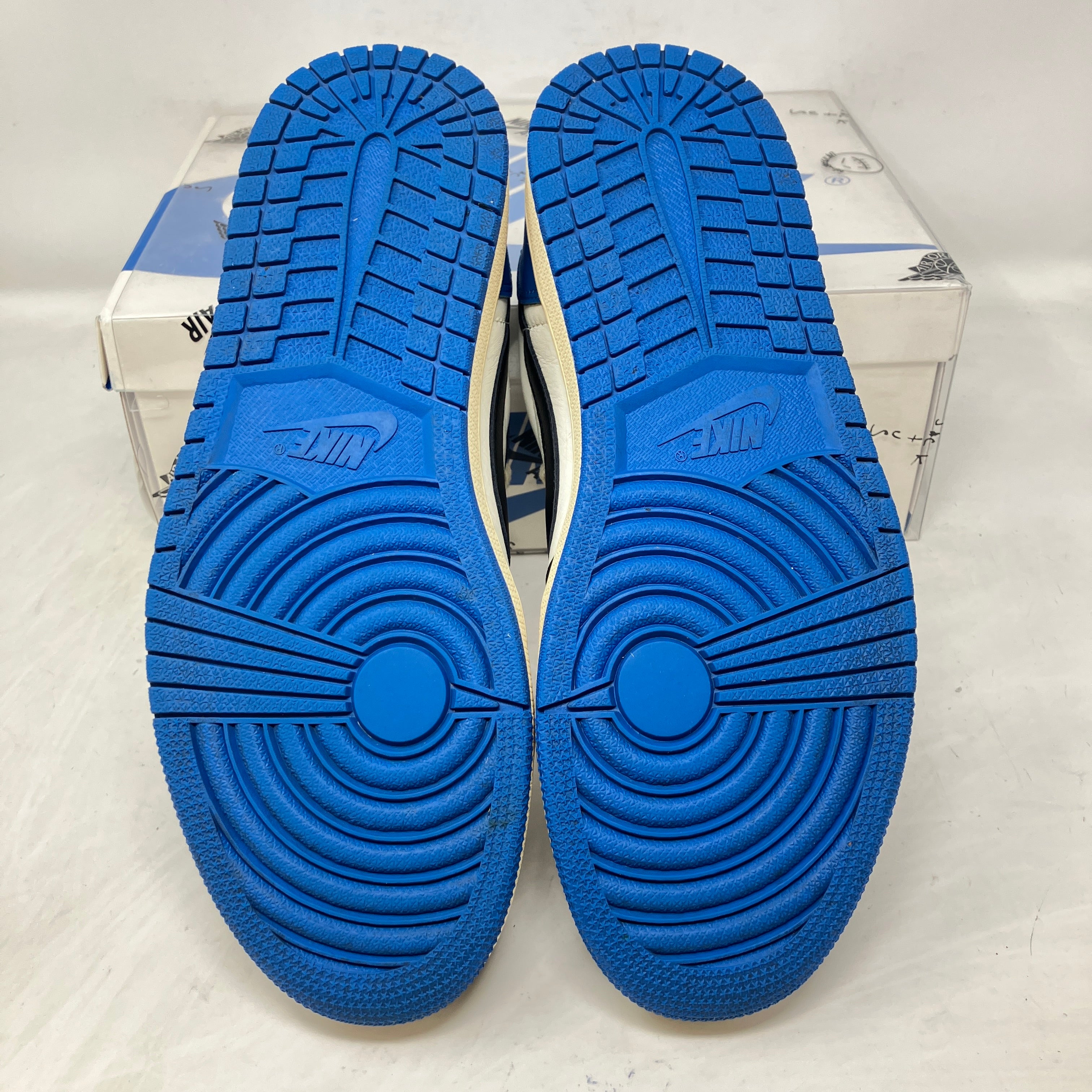 Jordan 1 Retro Low OG SP Fragment x Travis Scott