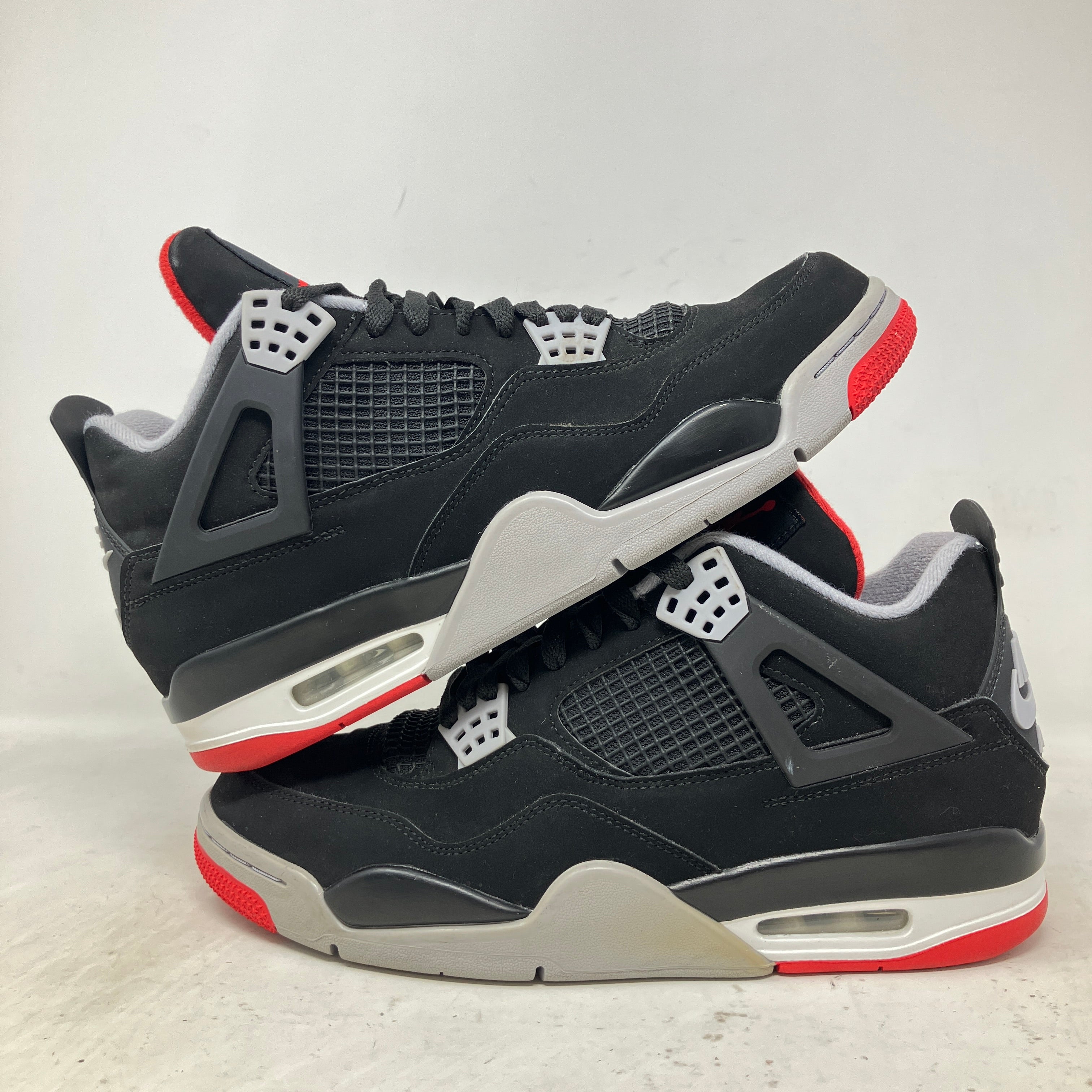 Jordan 4 Retro Bred (2019)