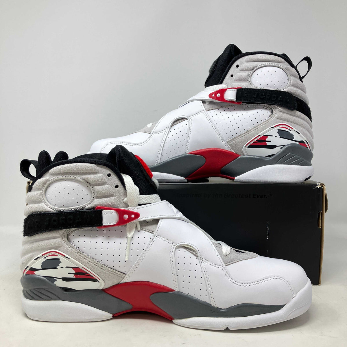 Jordan 8 Retro Bugs Bunny (2013)