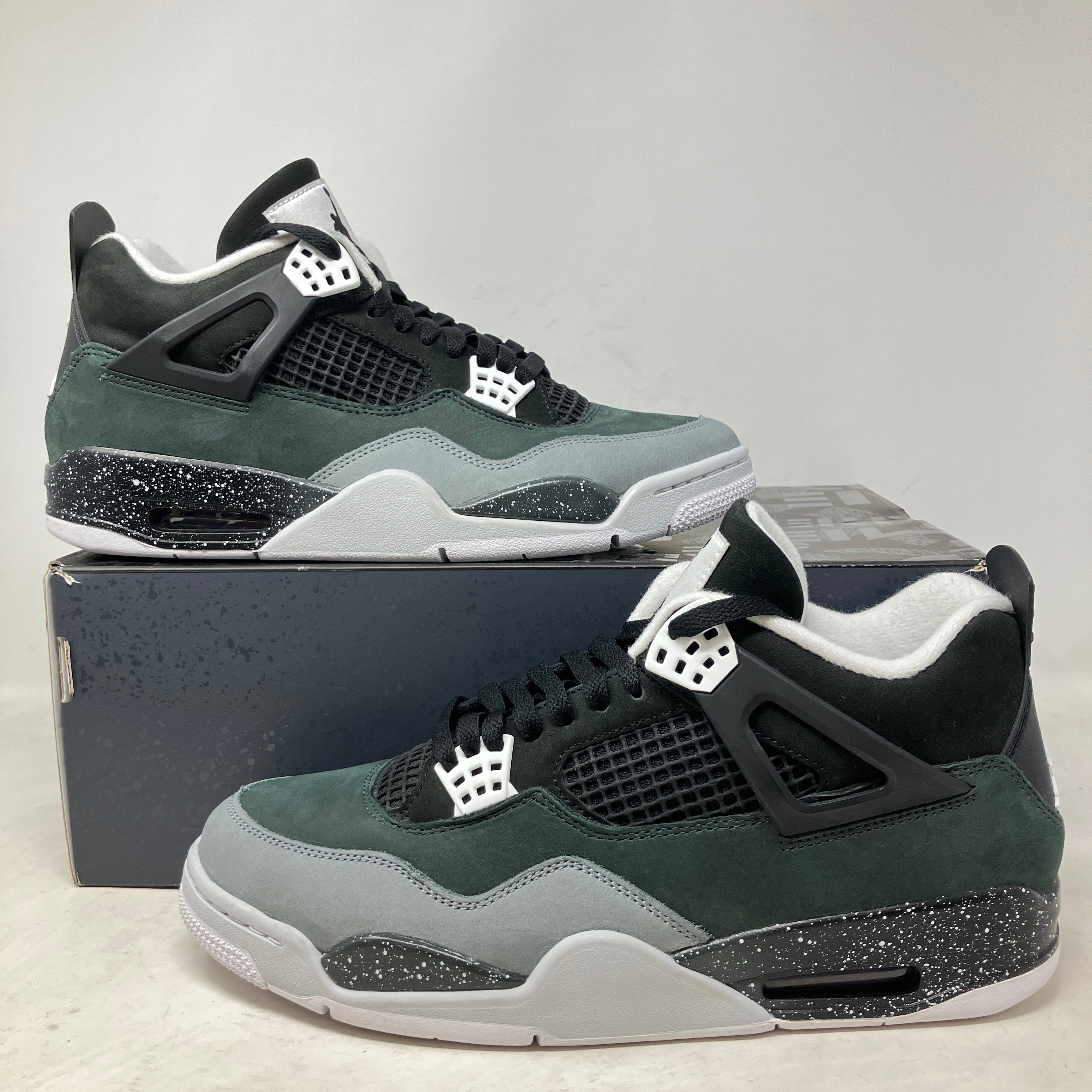 Jordan 4 Retro Fear (2024)